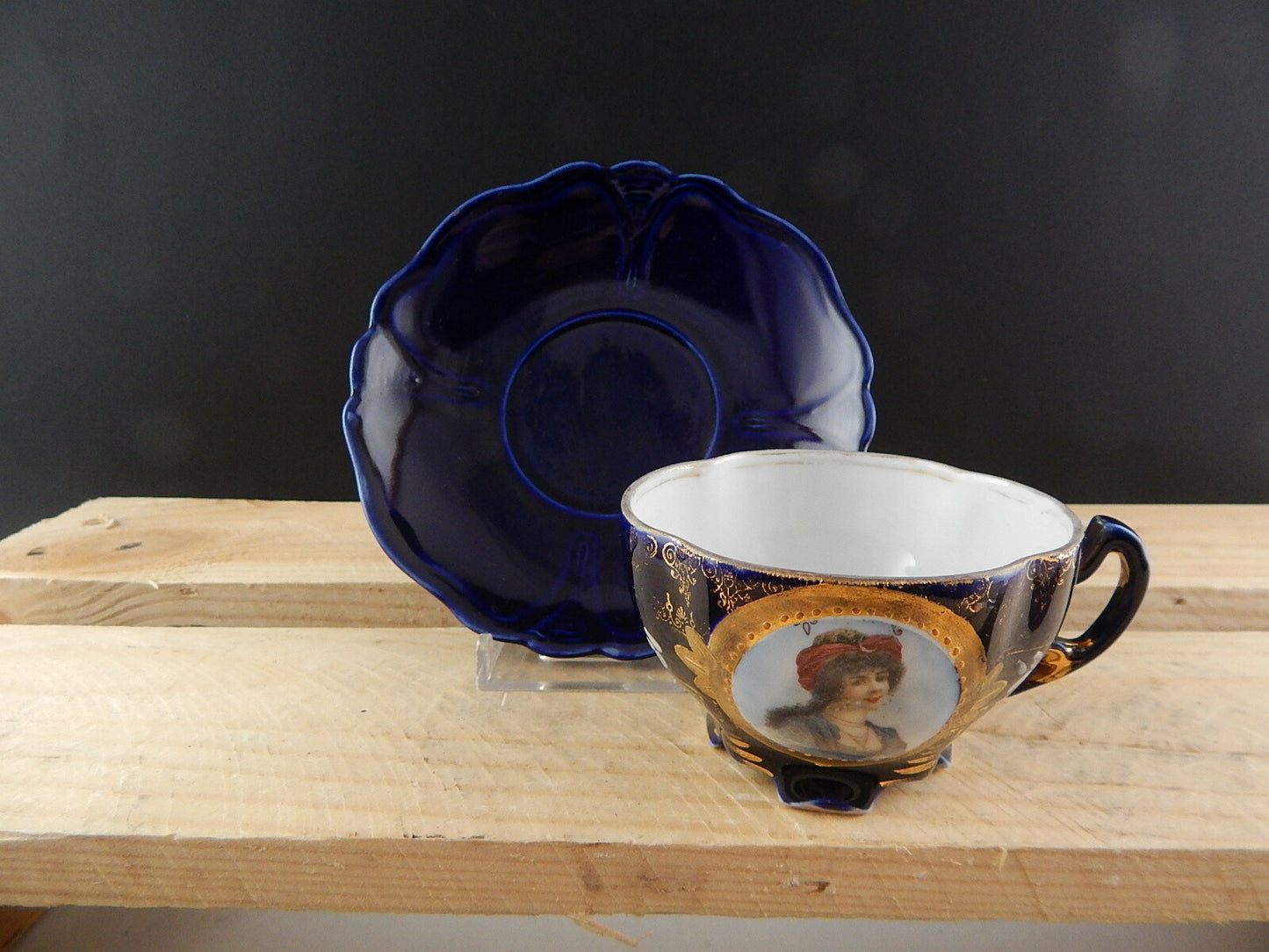 ANTICA PREZIOSA TAZZA PIATTO PORCELLANA ART NOUVEAU BLU COBALTO COLLEZIONE 1900