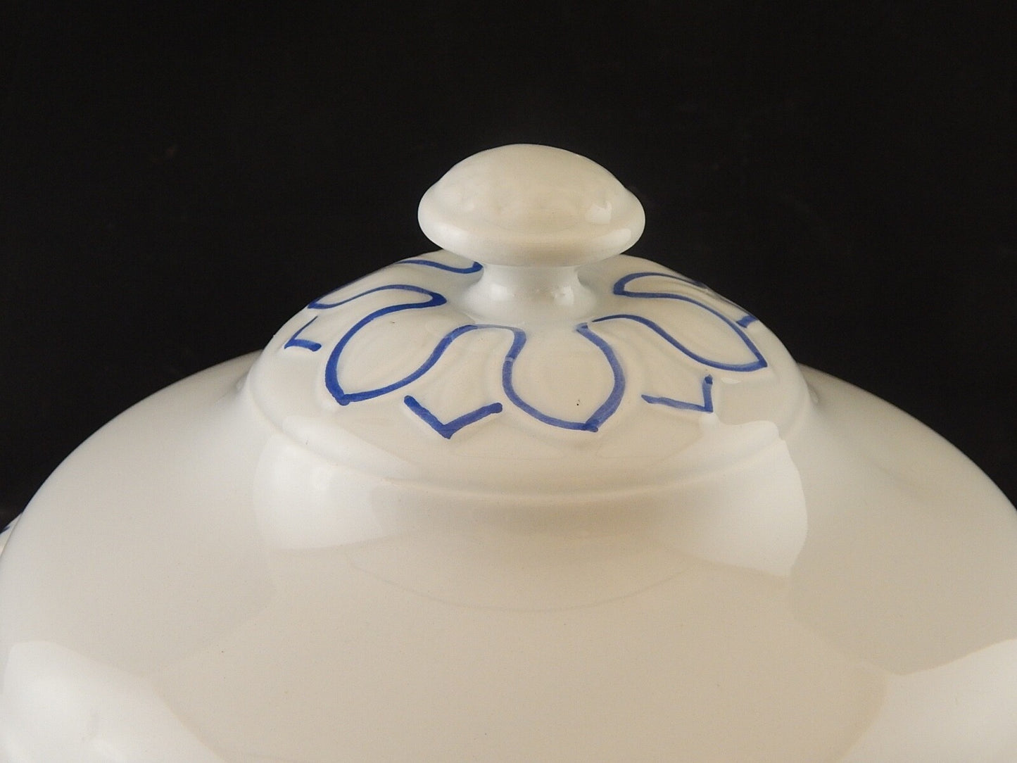 ANTICA PRIMO 900 ZUPPIERA CENTROTAVOLA PORCELLANA BIANCA VIOLE DEL PENSIERO BLU