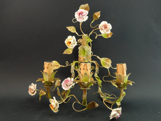 APPLIQUE A TRE FUOCHI ANTICA LIBERTY FERRO BATTUTO E ROSE CERAMICA POLICROME