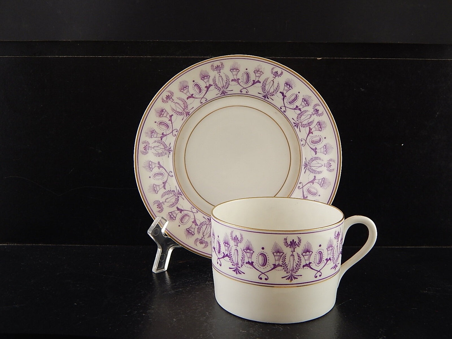 ANTICA PREZIOSA TAZZA TE' STILE IMPERO IN PORCELLANA BIANCA DECORATA VIOLA E ORO