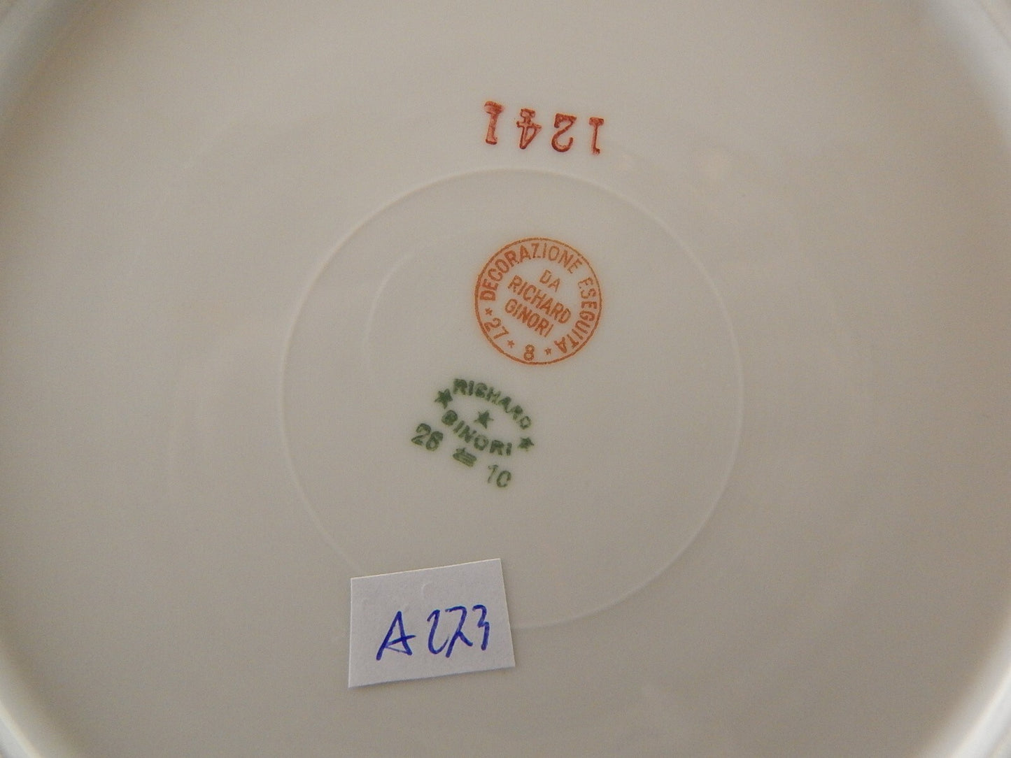 ANTICO PIATTO PORCELLANA GINORI DOCCIA DEL 1926 DECORATO A MANO DIFETTO