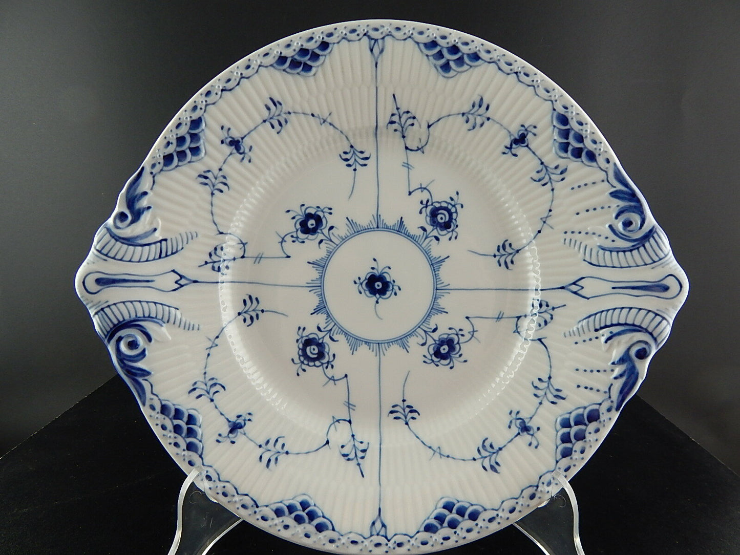 ROYAL COPENHAGEN PORCELLANA BLUE FLUTED HALF LACE PREZIOSO PIATTO PORTATA 422