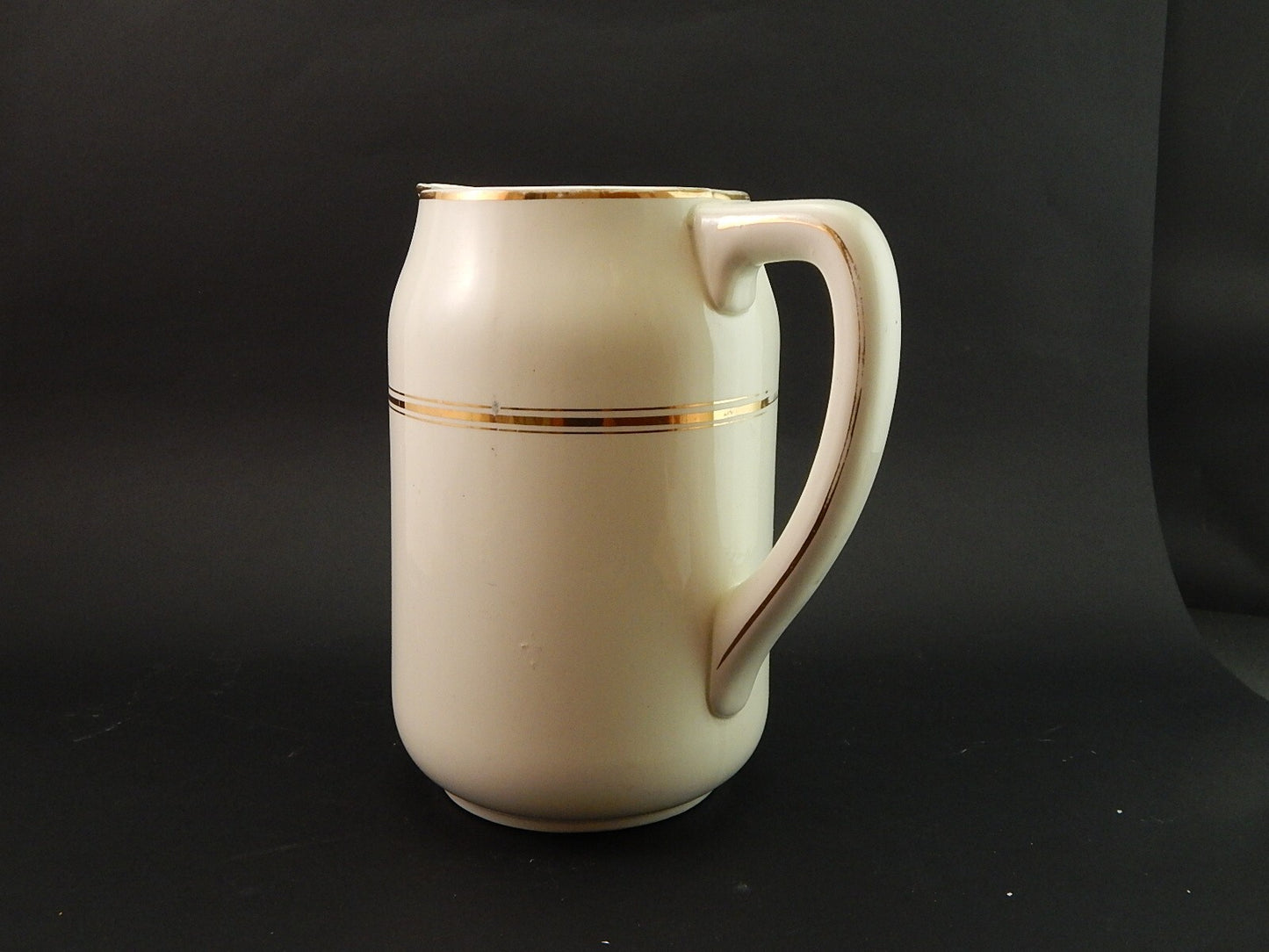 ANTICO SET BAGNO ART DECO CATINO E BROCCA CERAMICA CON PROFILI ORO ZECCHINO