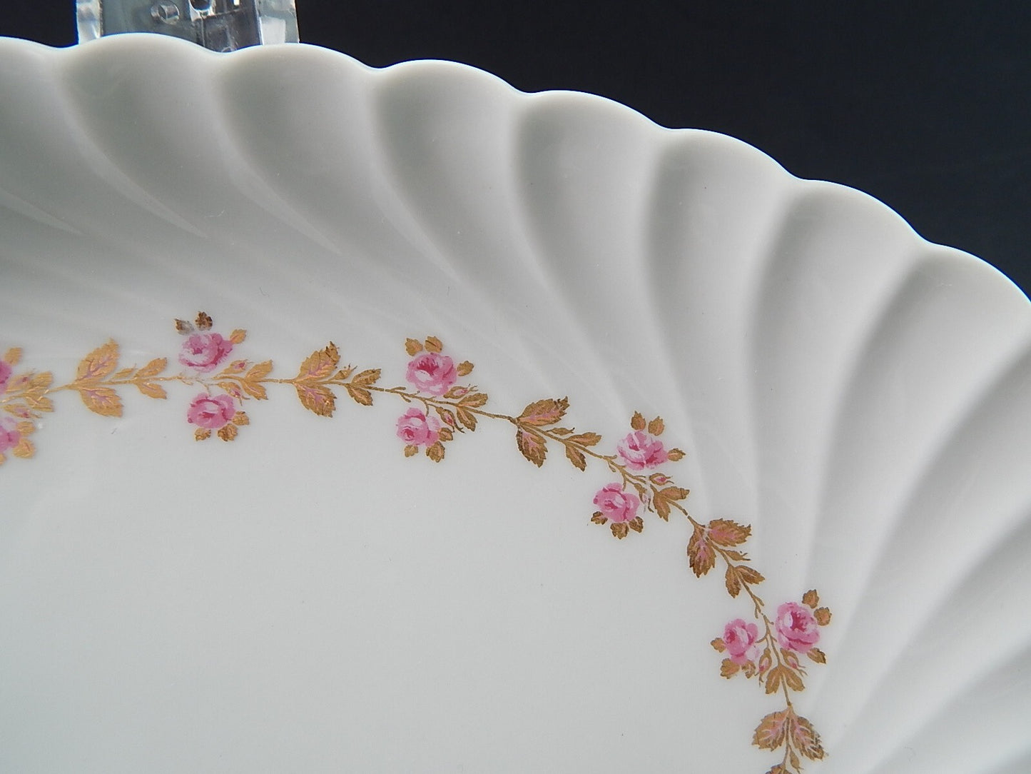 VINTAGE ELEGANTE VASSOIO RAVIERA PORCELLANA BIANCA FIORELLINI LIMOGES HAVILAND