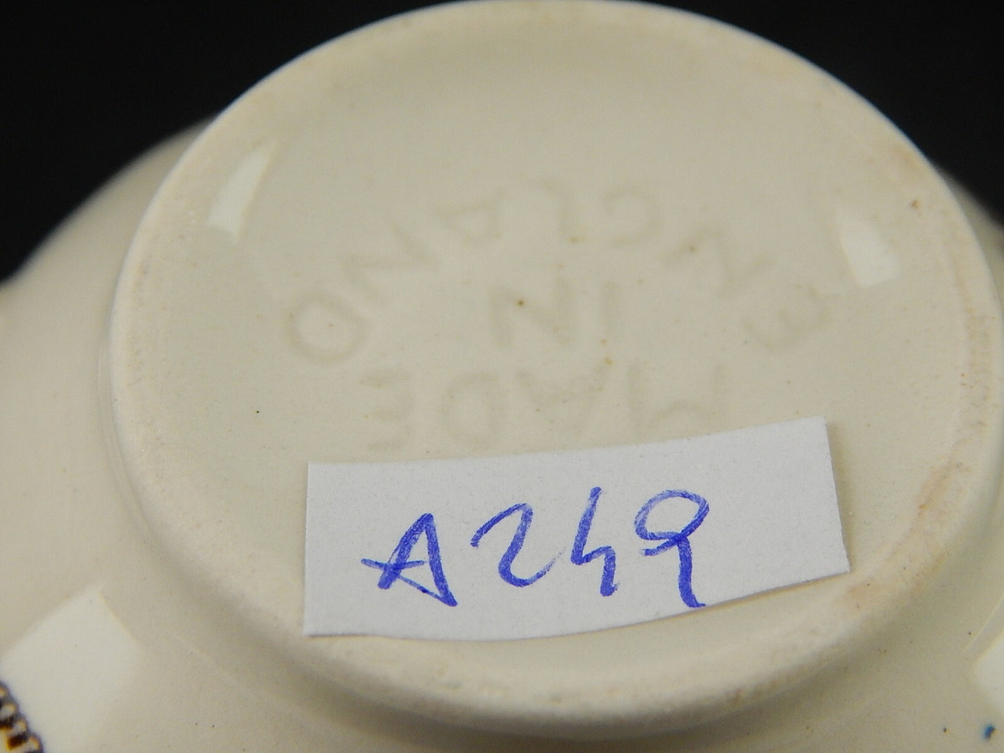 VINTAGE JOHNSON BROS OLD BRITAIN CASTLE TAZZINA CAFFE SEMI-PORCELLANA