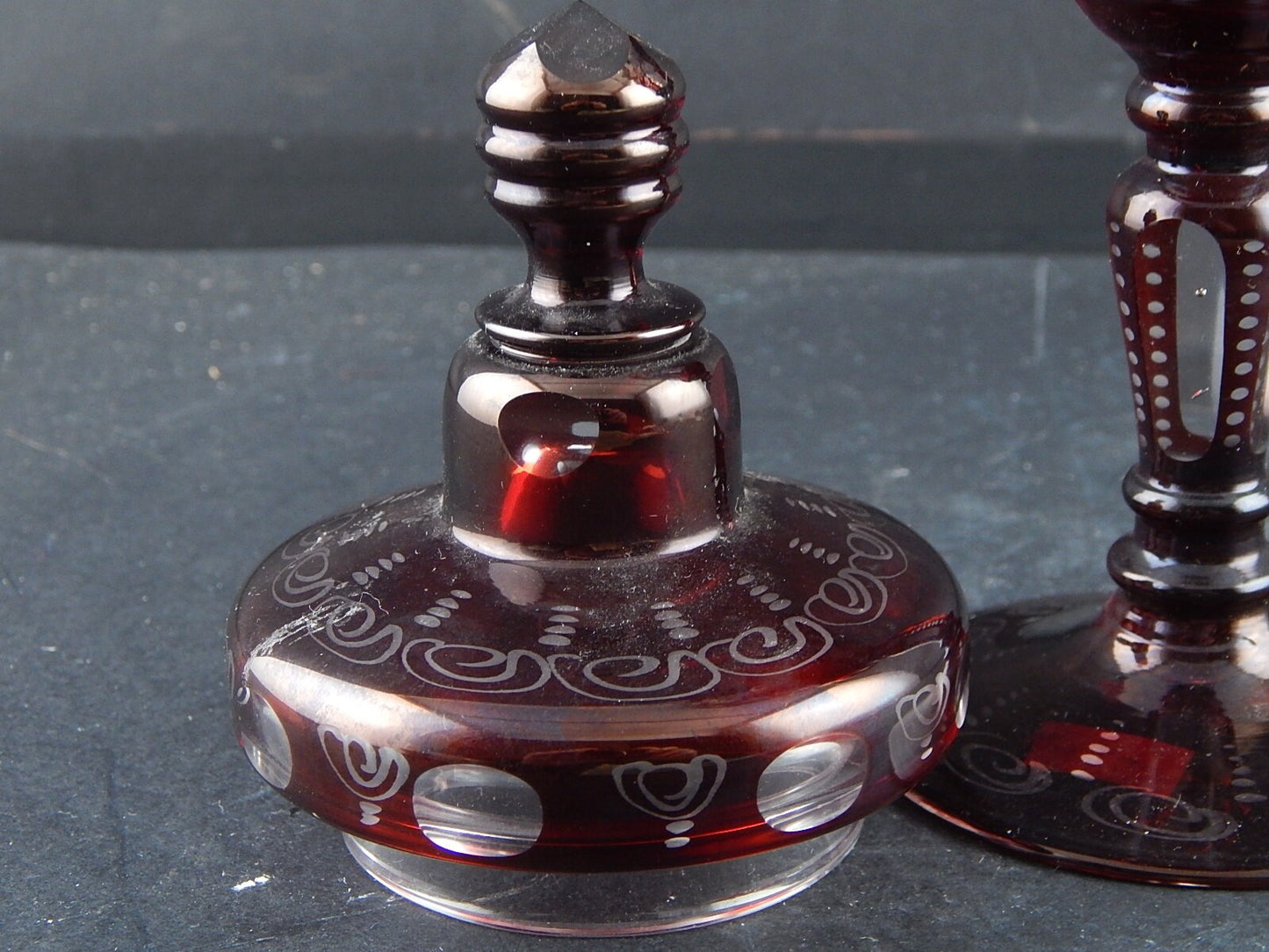 ANTICA PREZIOSA URNA VASO CRISTALLO DI BOEMIA RUBINO INCISO BIEDERMEIER