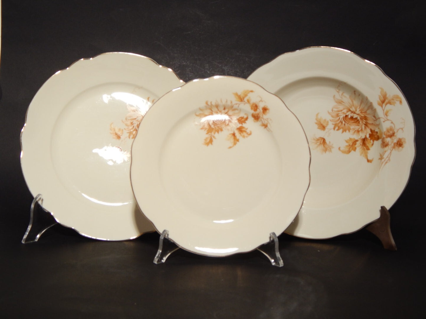 ANTICO PREZIOSO 1935 SERVIZIO TAVOLA PIATTI PORCELLANA VERBANO LAVENO ANDLOVITZ