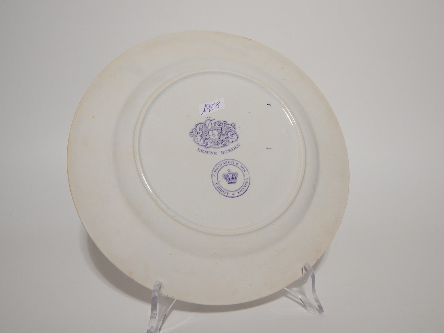 ANTICO PIATTO CERAMICA STAFFORDSHIRE PRIMAVESI DEL 1860 ERMINE BORDER VIOLA ##