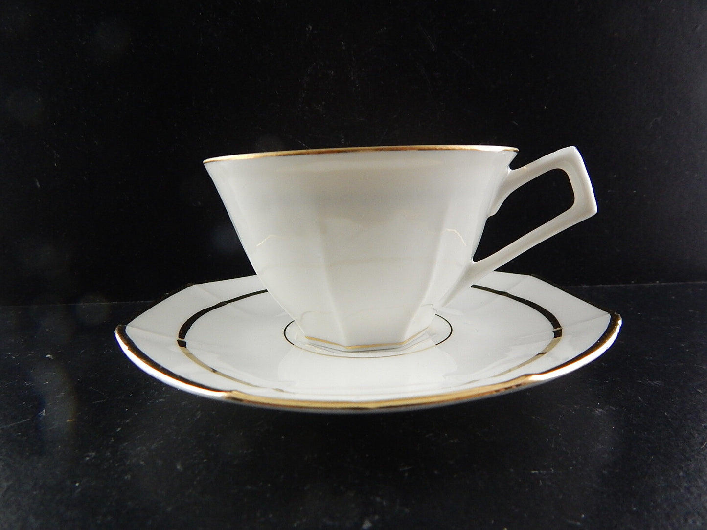 ANTICA TAZZA CAFFÈ CON PIATTINO ART DECO LIMOGES PORCELLANA BIANCA E ORO