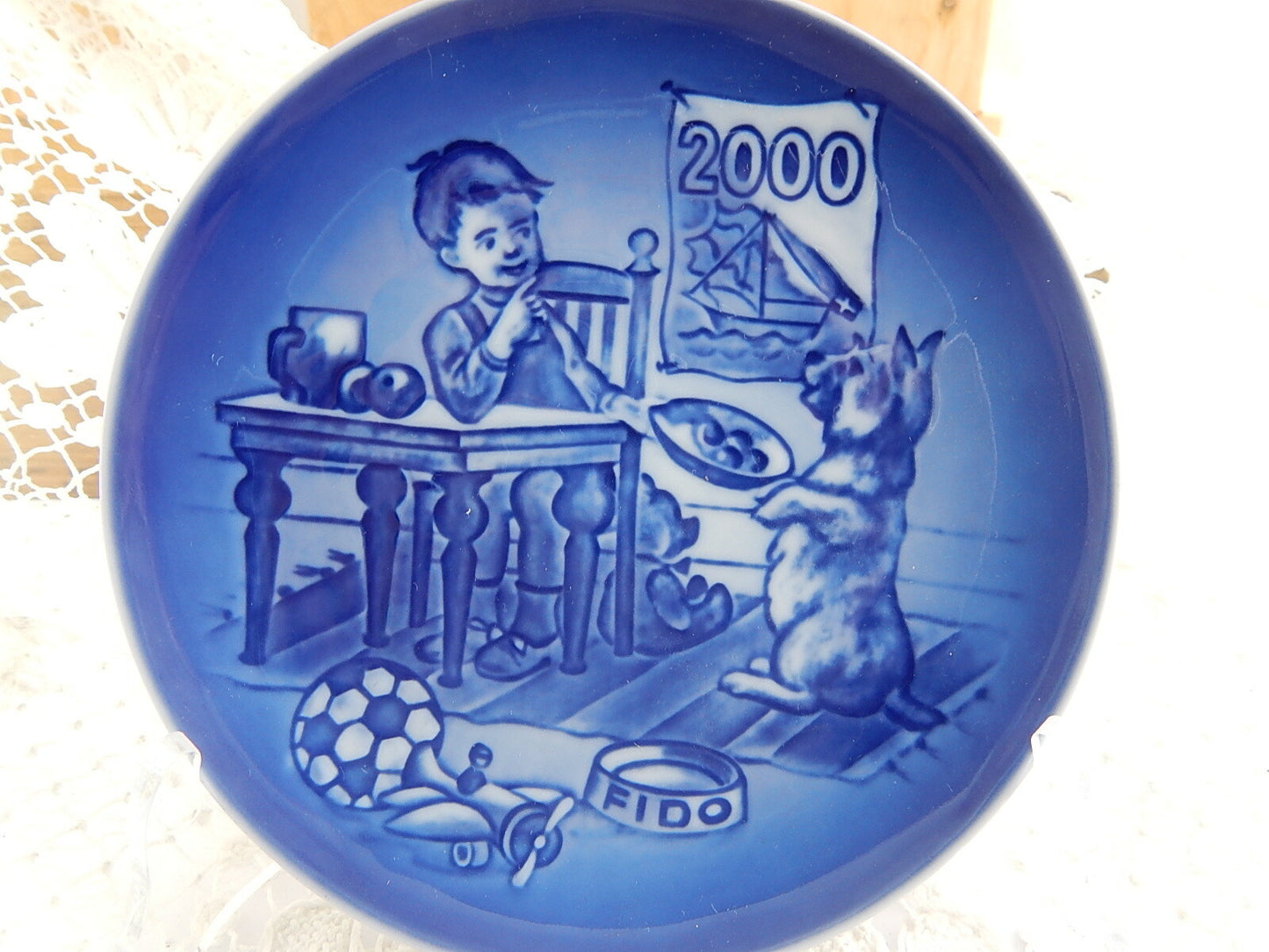 ROYAL COPENHAGEN BING&GRONDAHL CHILDREN'S DAY 2000 PIATTO BAMBINO PORCELLANA