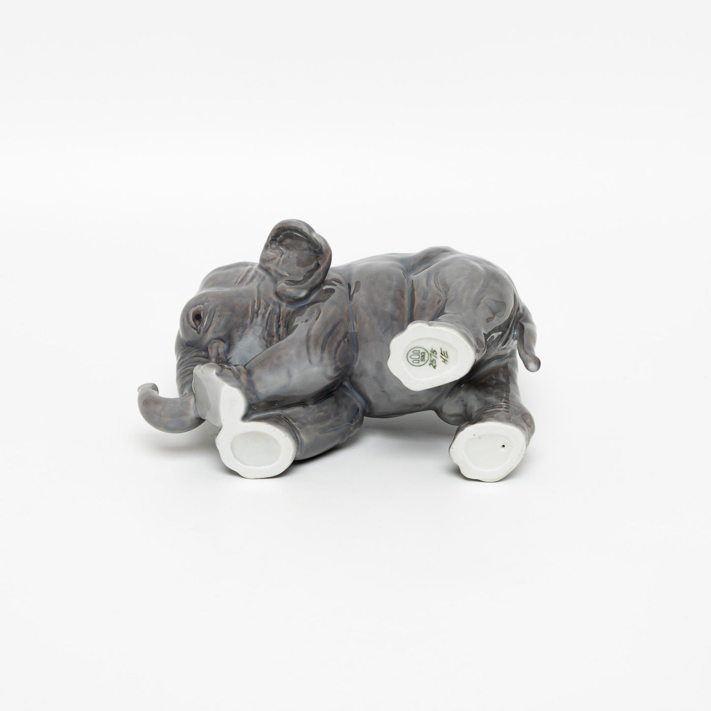 STATUINA PORCELLANA ROYAL COPENHAGEN BING&GRONDAHL "Elefante" 2575 CM 12x16x9