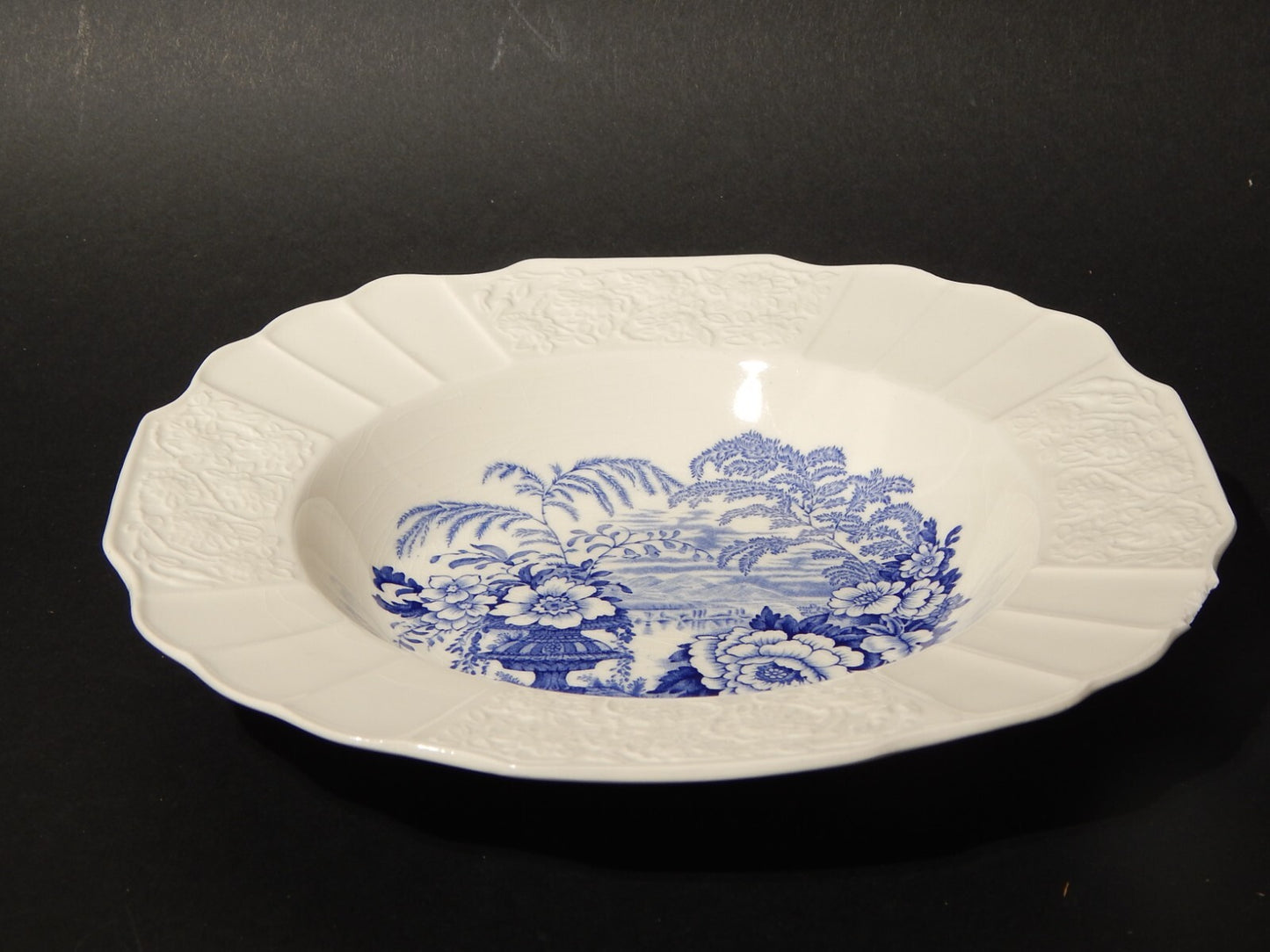 ANTICA CIOTOLA CERAMICA MYOTT SON STAFFORDSHIRE ENGLAND BANFF BIANCO BLU