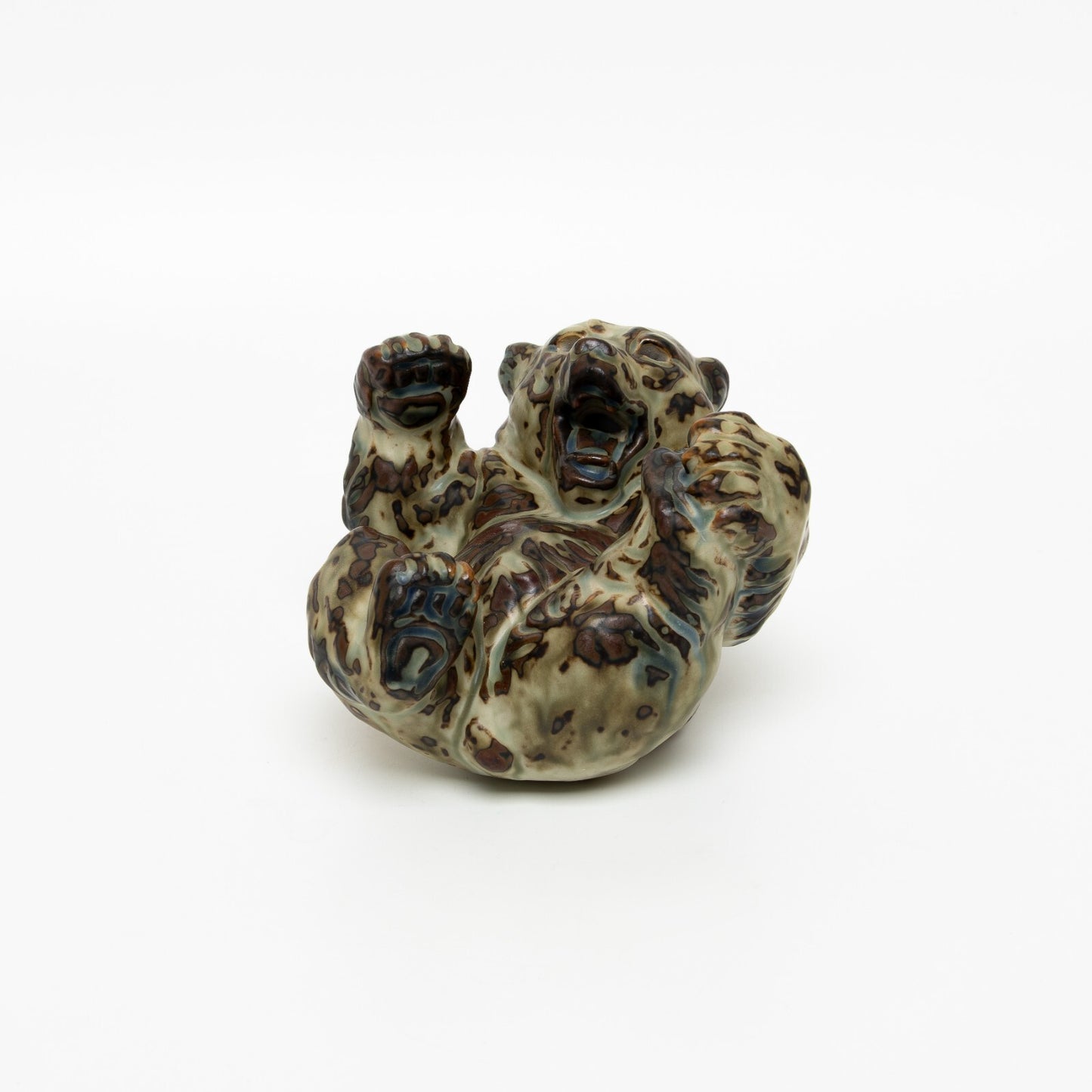 STATUINA PORCELLANA ROYAL COPENHAGEN "Orso sulla Schiena" COD 20271 CM 10x14x13