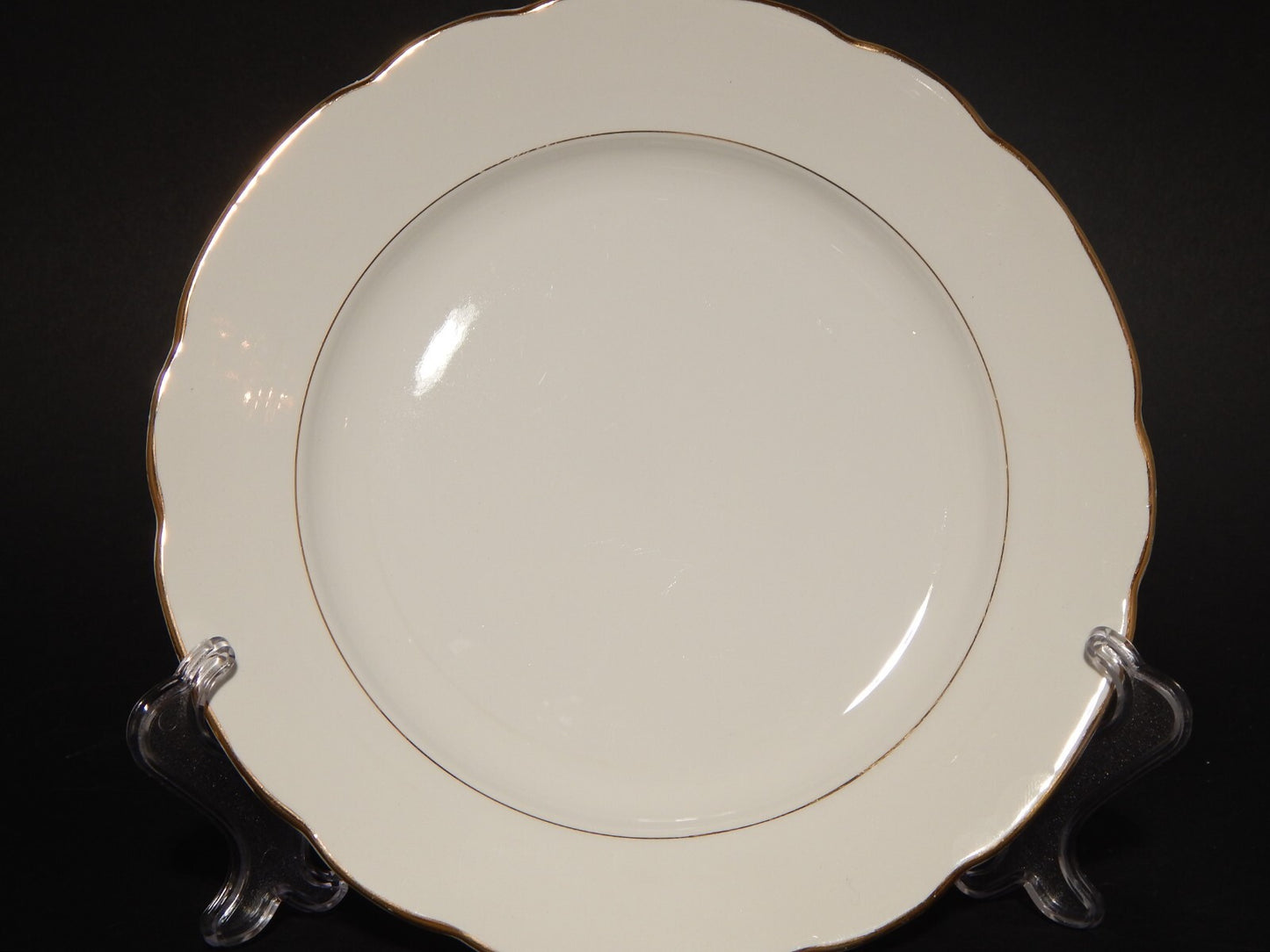 ANTICO SERVIZIO 18 PIATTI BIANCO PROFILO ORO SOCIETA' CERAMICA LAVENO SCI