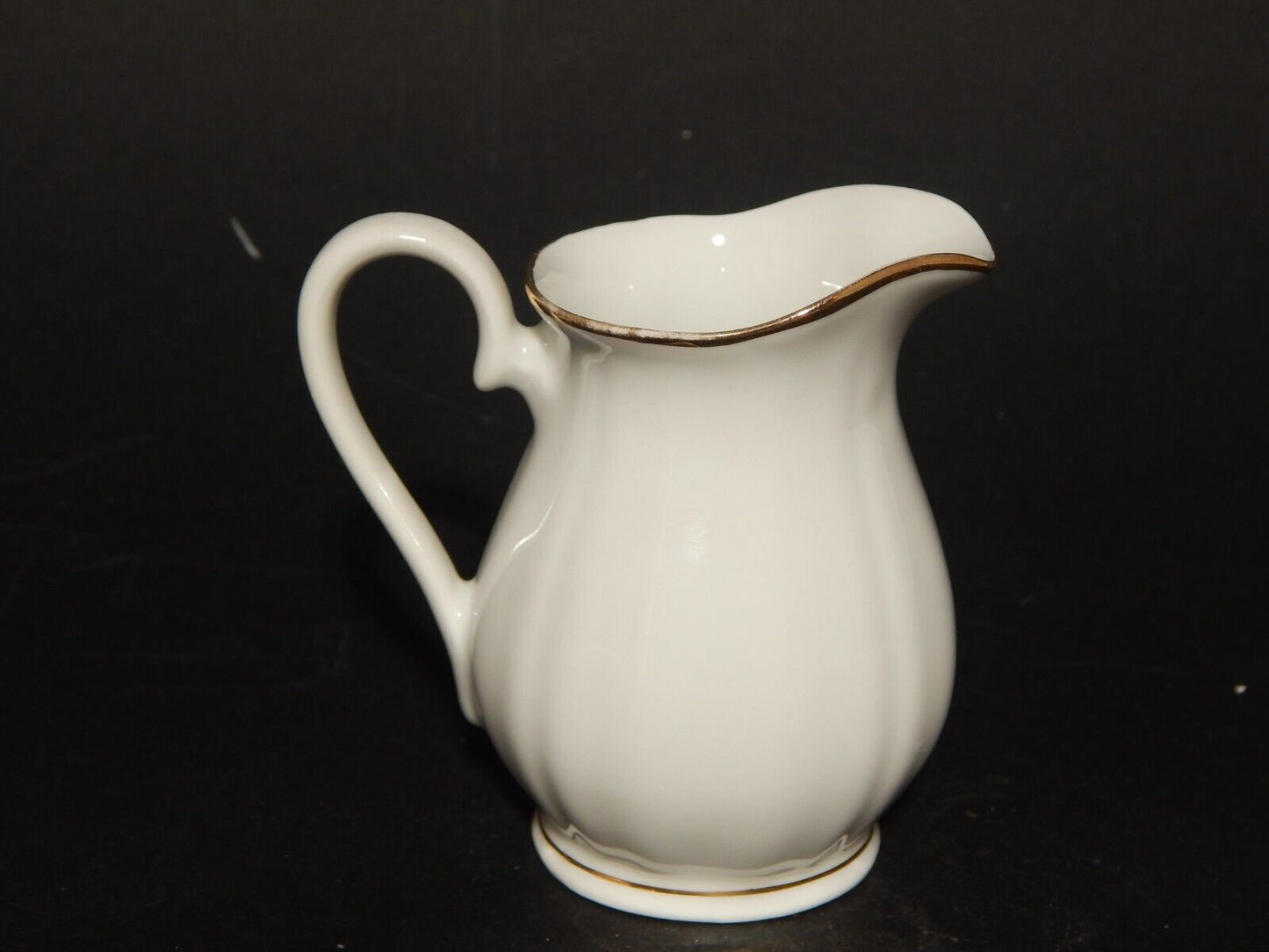 ANTICA LATTIERA BRICCO PORCELLANA BIANCA PROFILO ORO BAVARIA OSCAR SCHALLER