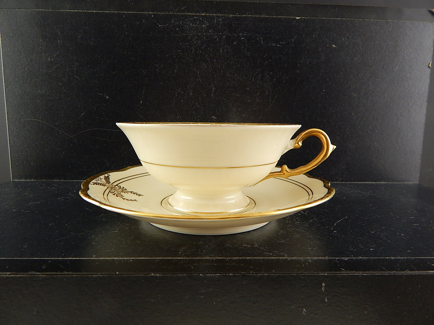 ANTICA TAZZA TÈ PORCELLANA AVORIO GHIRLANDE ORO SCHWARZENHAMMER BAVARIA