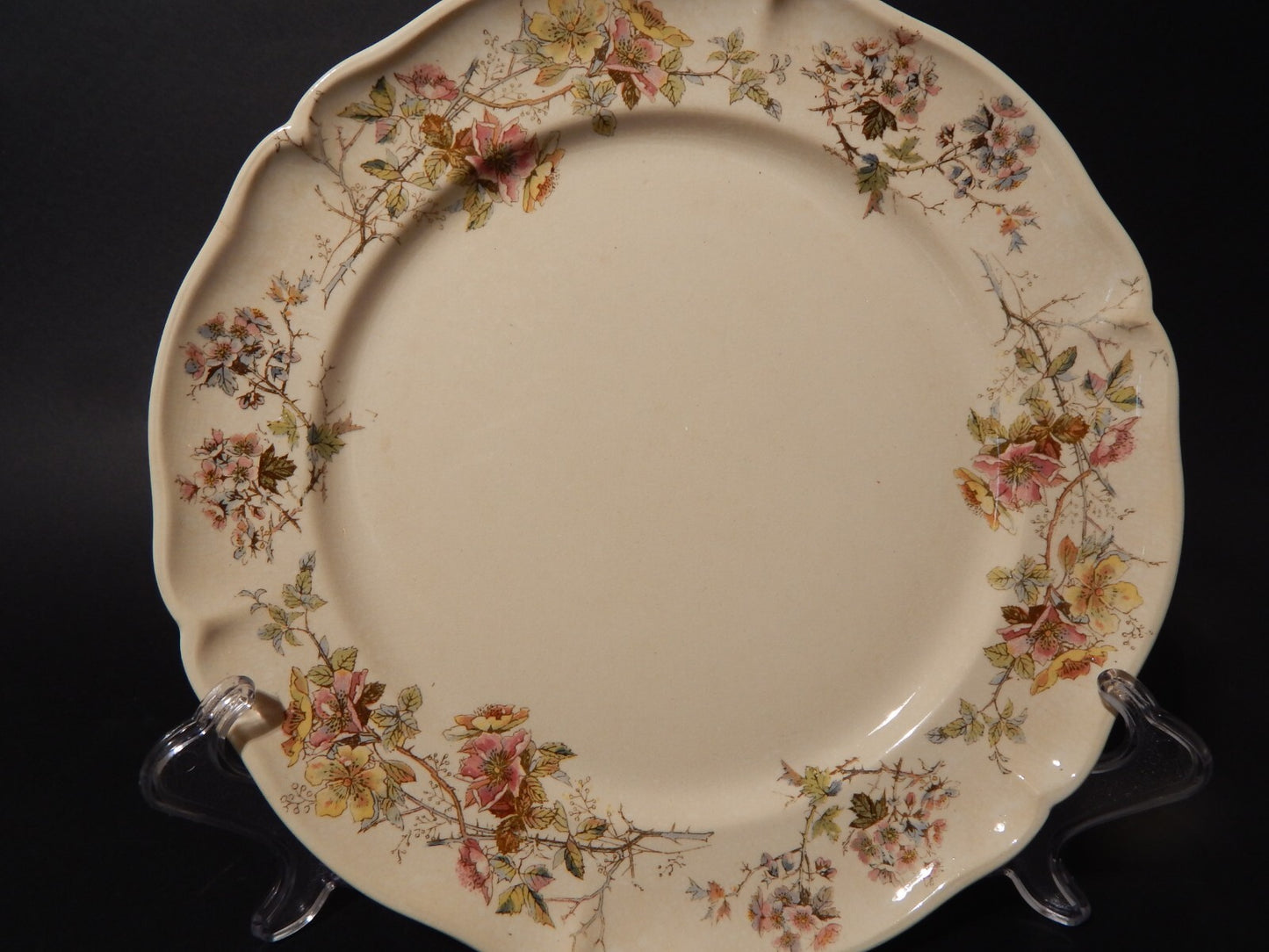 ANTICO RARO PIATTO CERAMICA VILLEROY&BOCH METTLACH DI FINE 1800 CM. 24,5