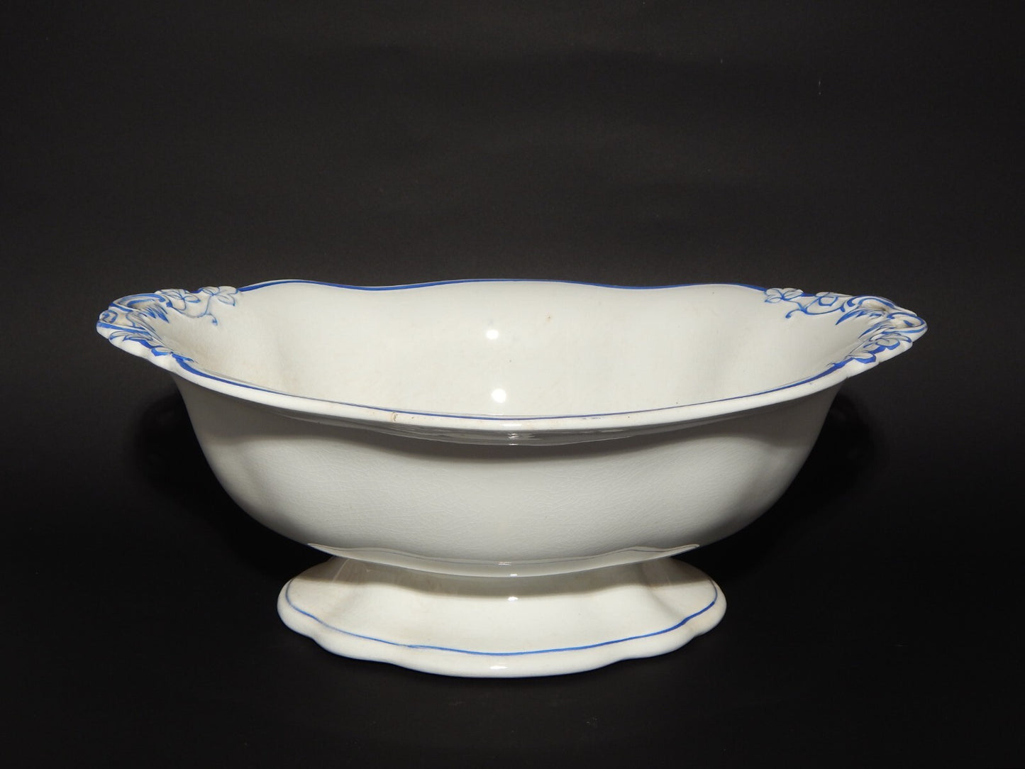 ANTICA RARA FRUTTIERA CENTROTAVOLA CERAMICA BIANCA E BLU RICHARD MILANO FINE 800
