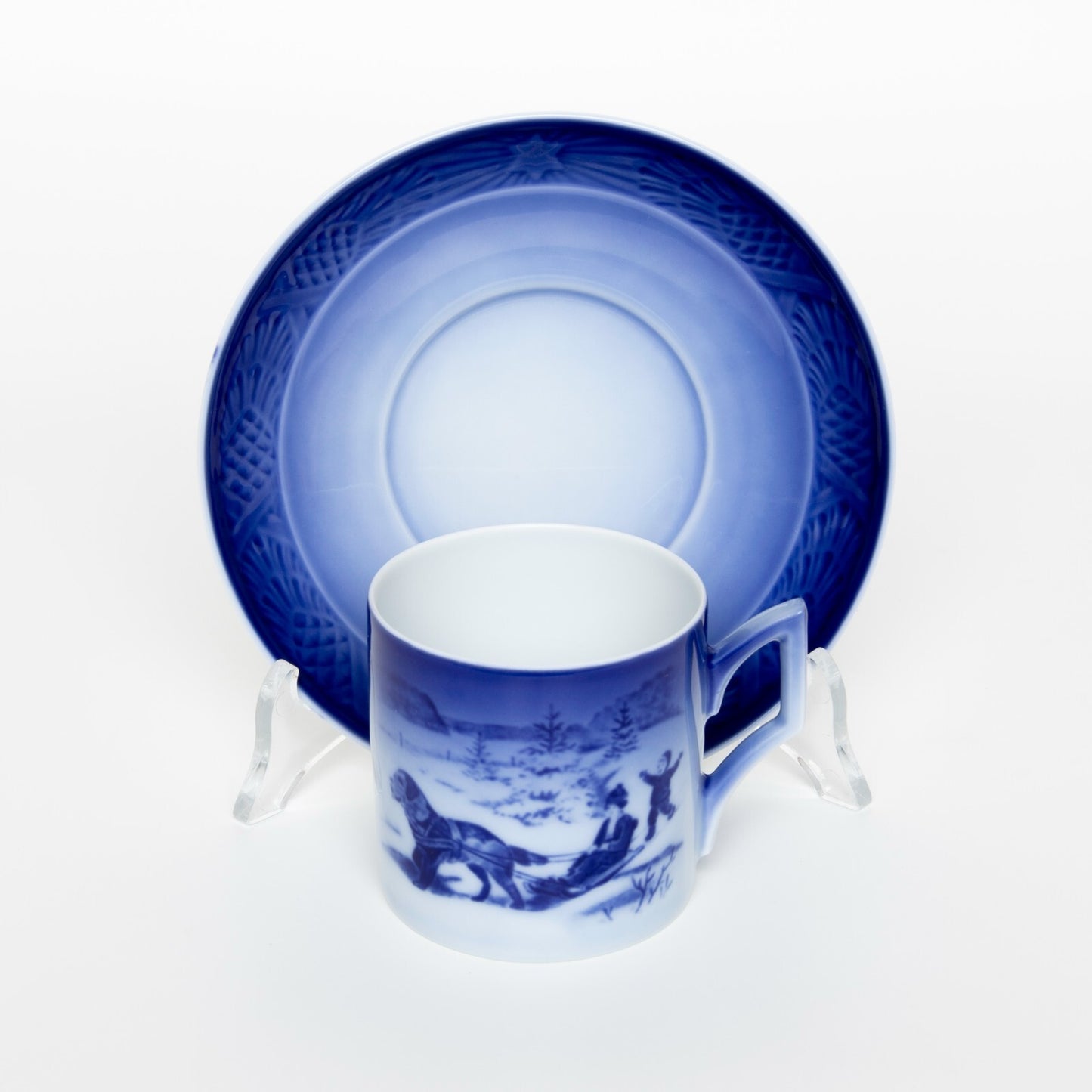 ROYAL COPENHAGEN PORCELLANA TAZZA DI NATALE 1986 CON SCATOLA ORIGINALE CM 7