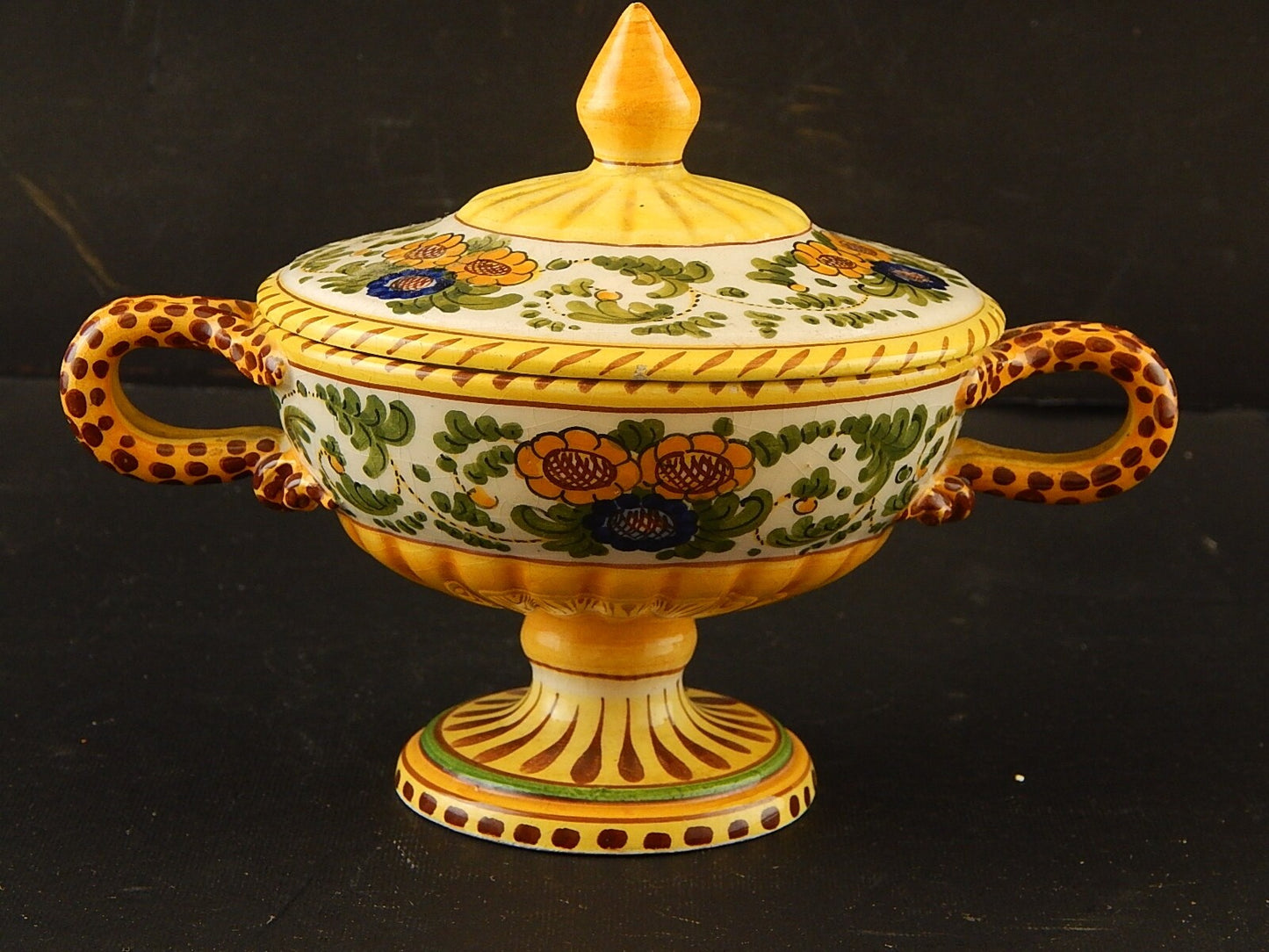 ANTICA POTICHE ZUCCHERIERA MAIOLICA CERAMICA POLICROMA FANTECHI ANSE A SERPE