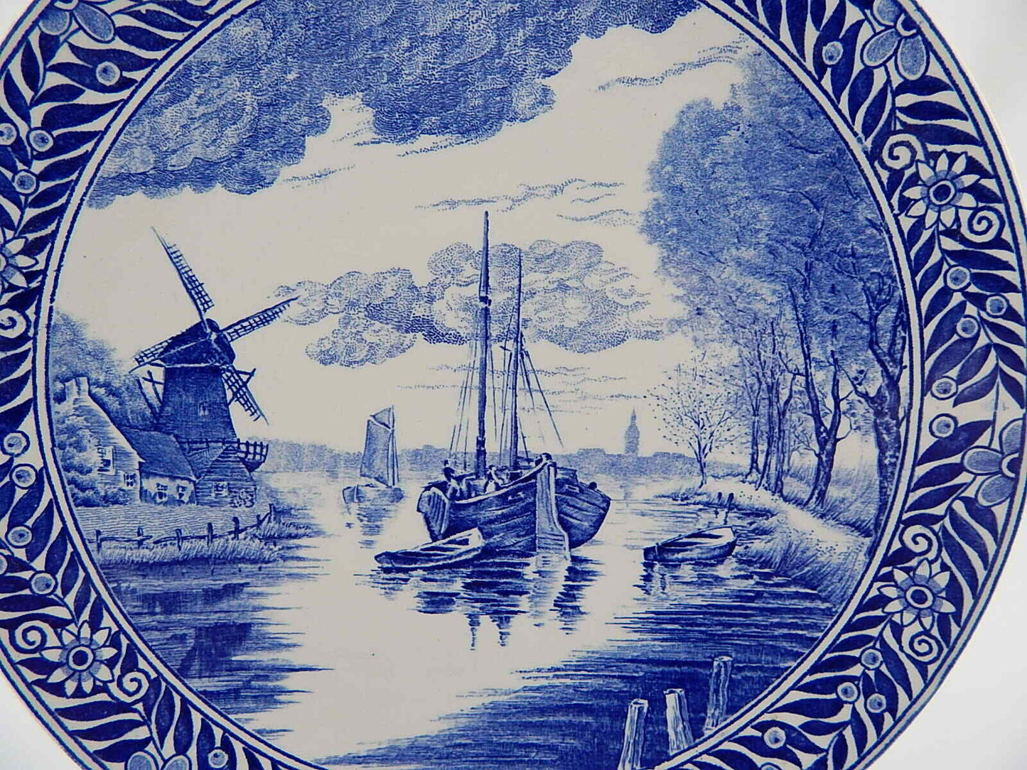 PIATTO DELFTS CERAMICA MADE FOR ROYAL SPHYNX HOLLAND BOCH FRERES LA LOUVIERE#