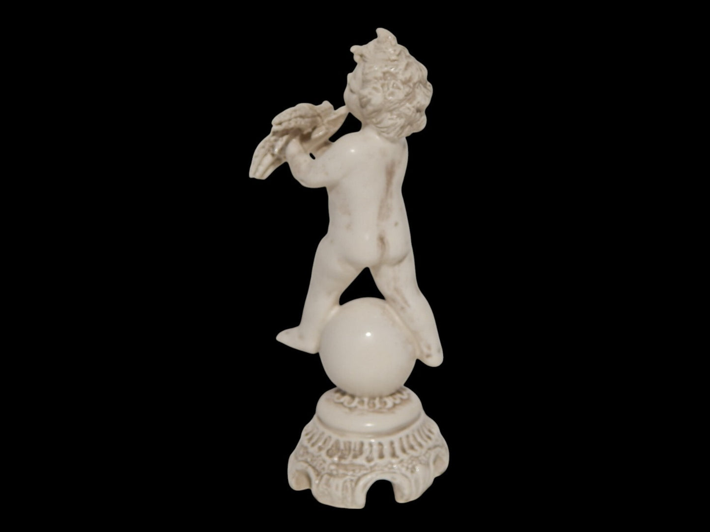 ANTICA STATUINA PUTTO CON SPIGHE SU GLOBO CERAMICA CAPODIMONTE N BLU CORONATA