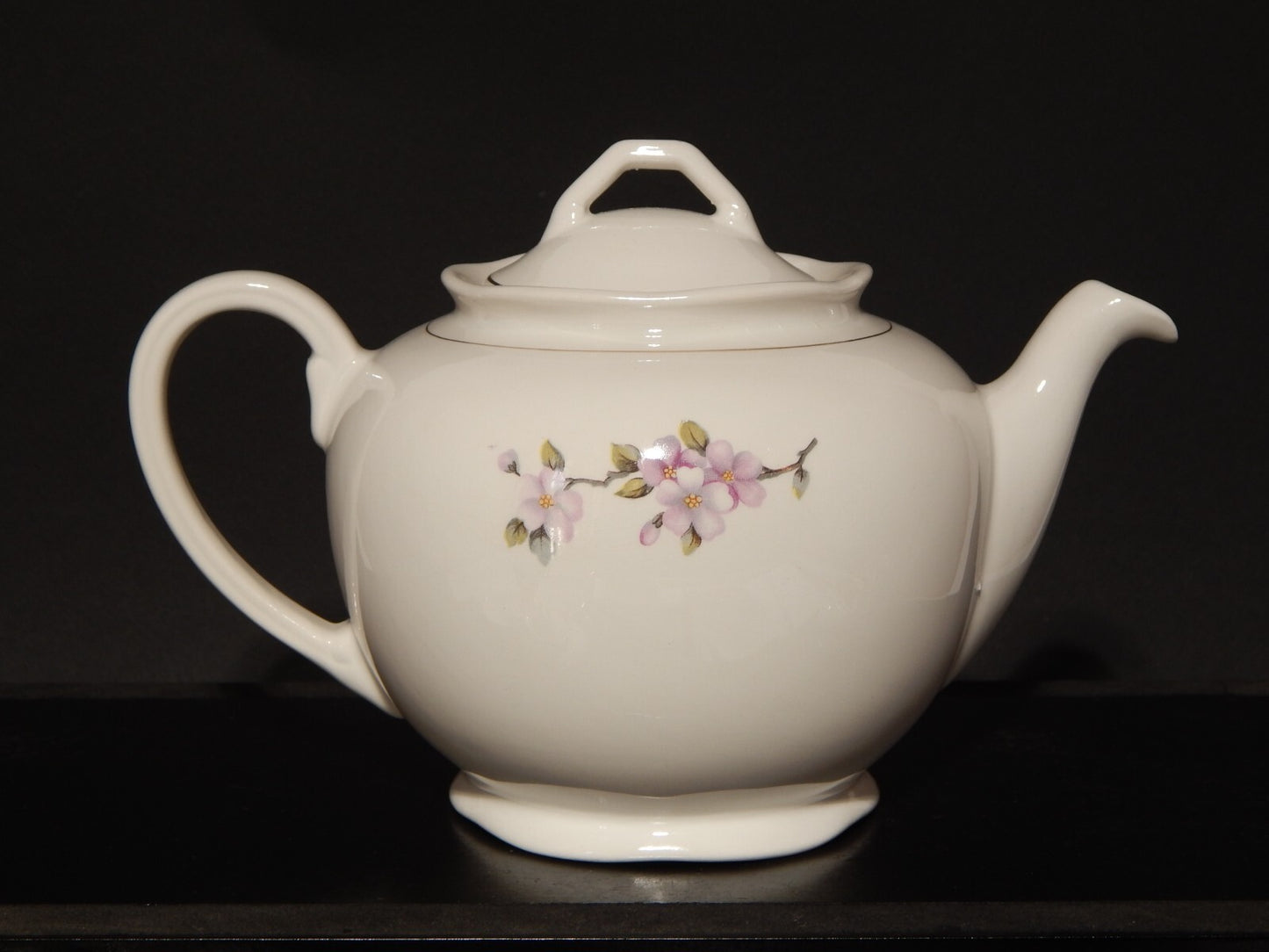 MODERNARIATO RARA TEIERA SOCIETA' CERAMICA ITALIANA LAVENO DECORO FIORI DI PESCO