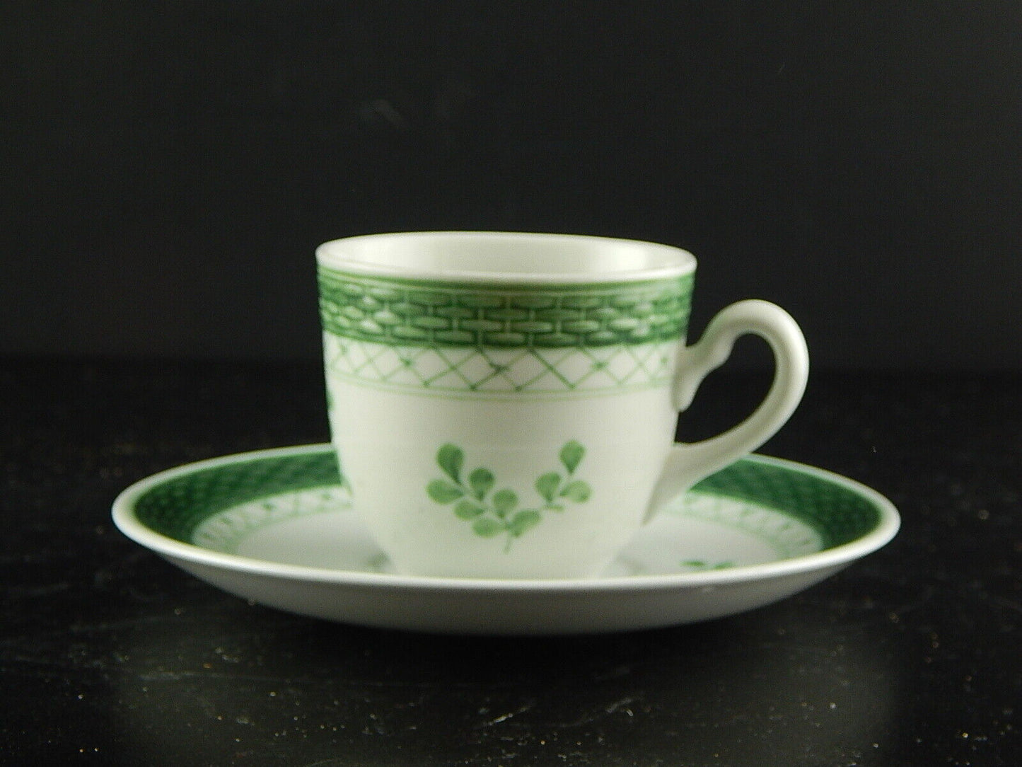 ROYAL COPENHAGEN CERAMICA FAJANCE GREEN FLOWER TAZZA DIPINTA MANO FIORI VERDI