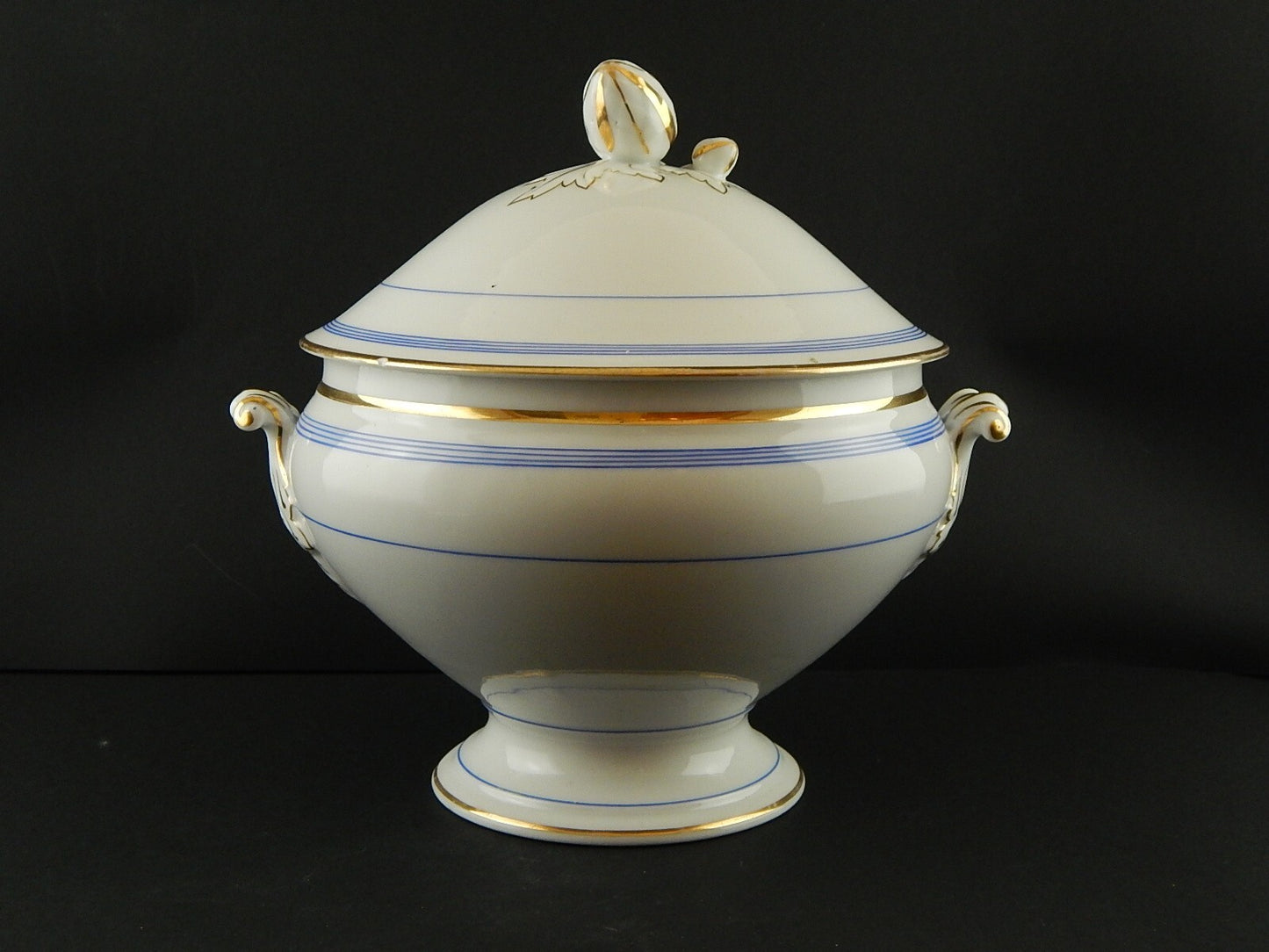 ANTICA RARA ZUPPIERA CENTROTAVOLA PORCELLANA PARIGI BIANCA BLU ORO NAPOLEONE III