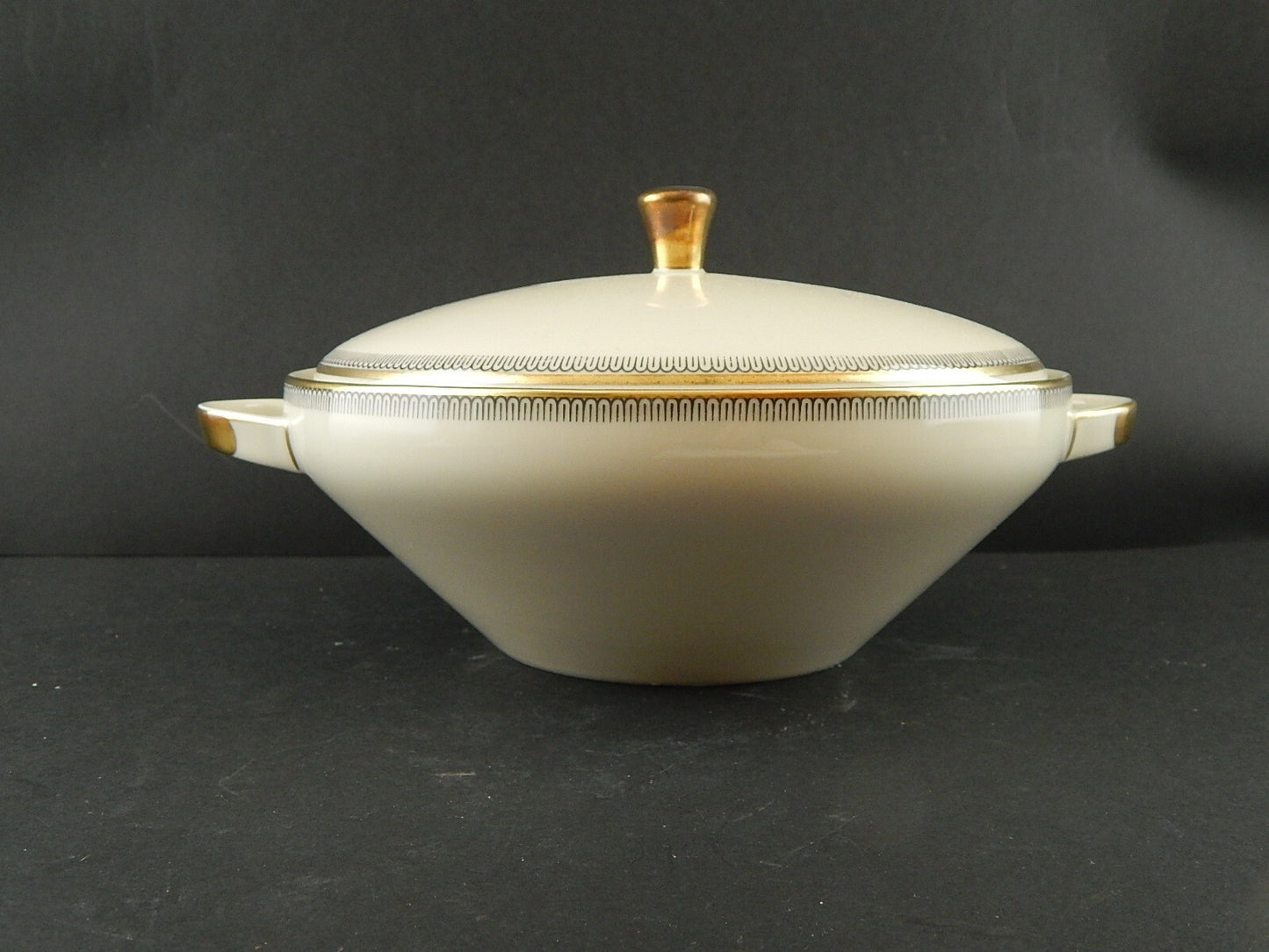 VINTAGE ZUPPIERA LEGUMIERA PORCELLANA IMPERO VOHENSTRAUSS BAVARIA SELTMANN