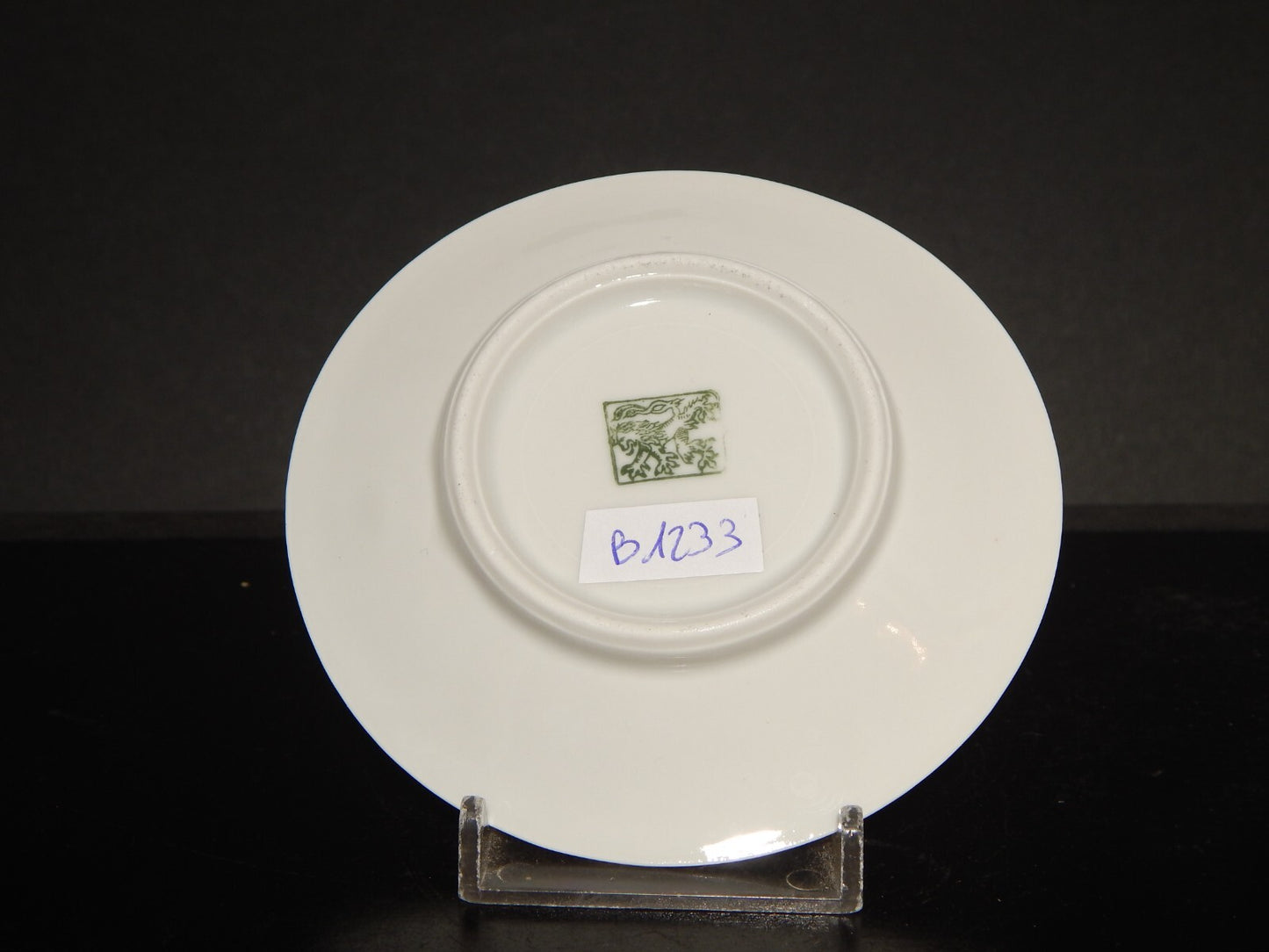 ANTICA TAZZINA CAFFÈ PORCELLANA BIANCA GHIRLANDE PICCOLE FOGLIE VERDI difetto