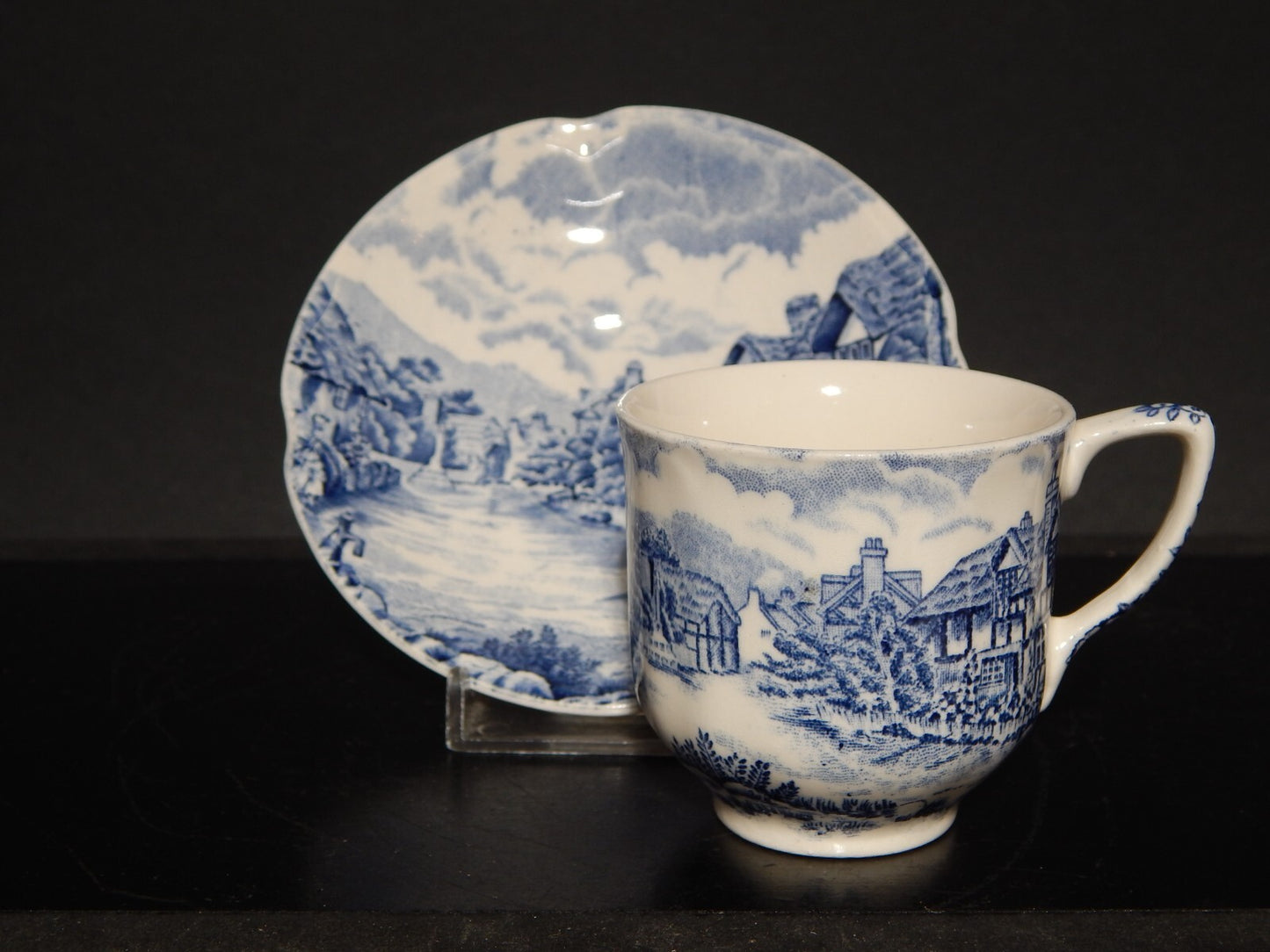 ANTICA TAZZINA CAFFE' SEMI PORCELLANA JOHNSON BROS OLDE ENGLISH COUNTRYSIDE 1353