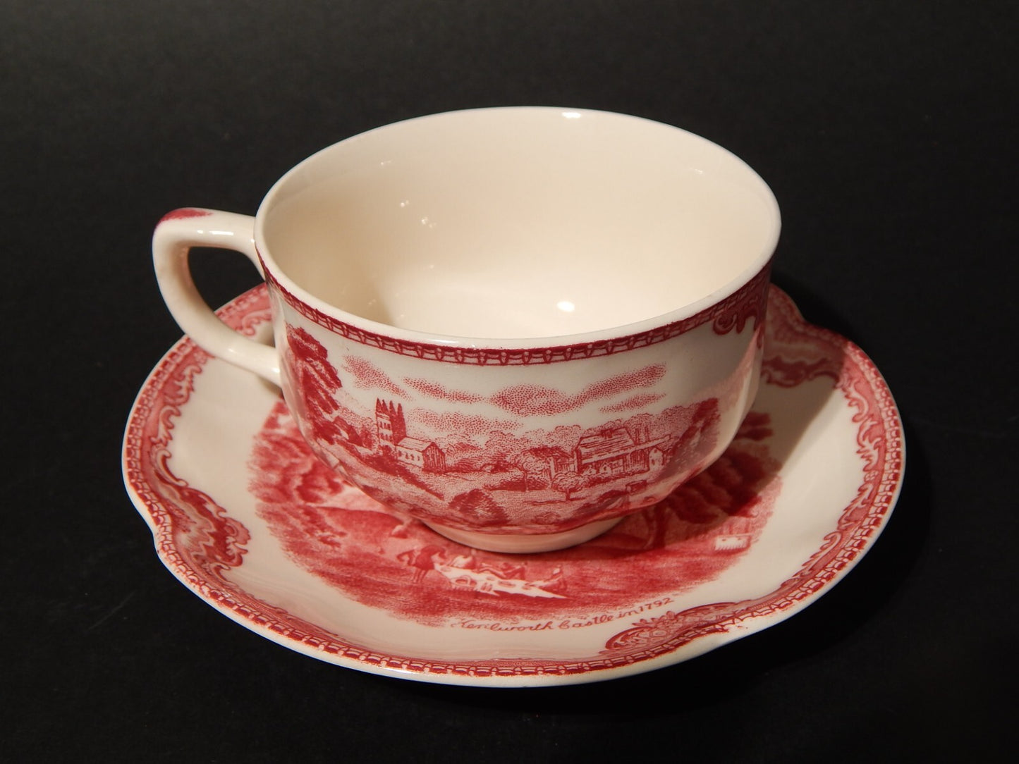 VINTAGE JOHNSON BROS OLD BRITAIN CASTLE TAZZA DA TE' SEMI PORCELLANA ROSSO