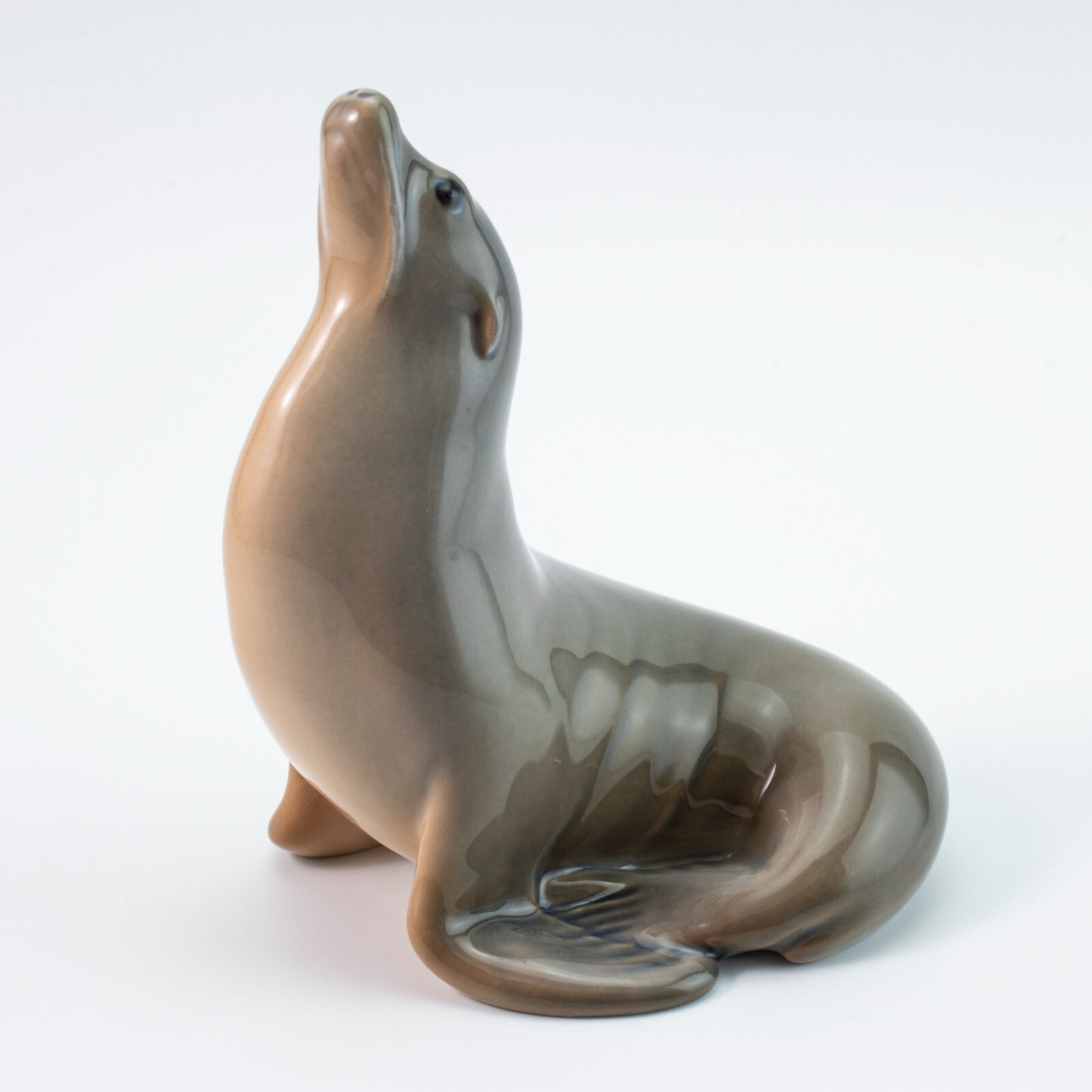 STATUINA PORCELLANA ROYAL COPENHAGEN "Leone Marino" COD 1441 CM 12x11x9