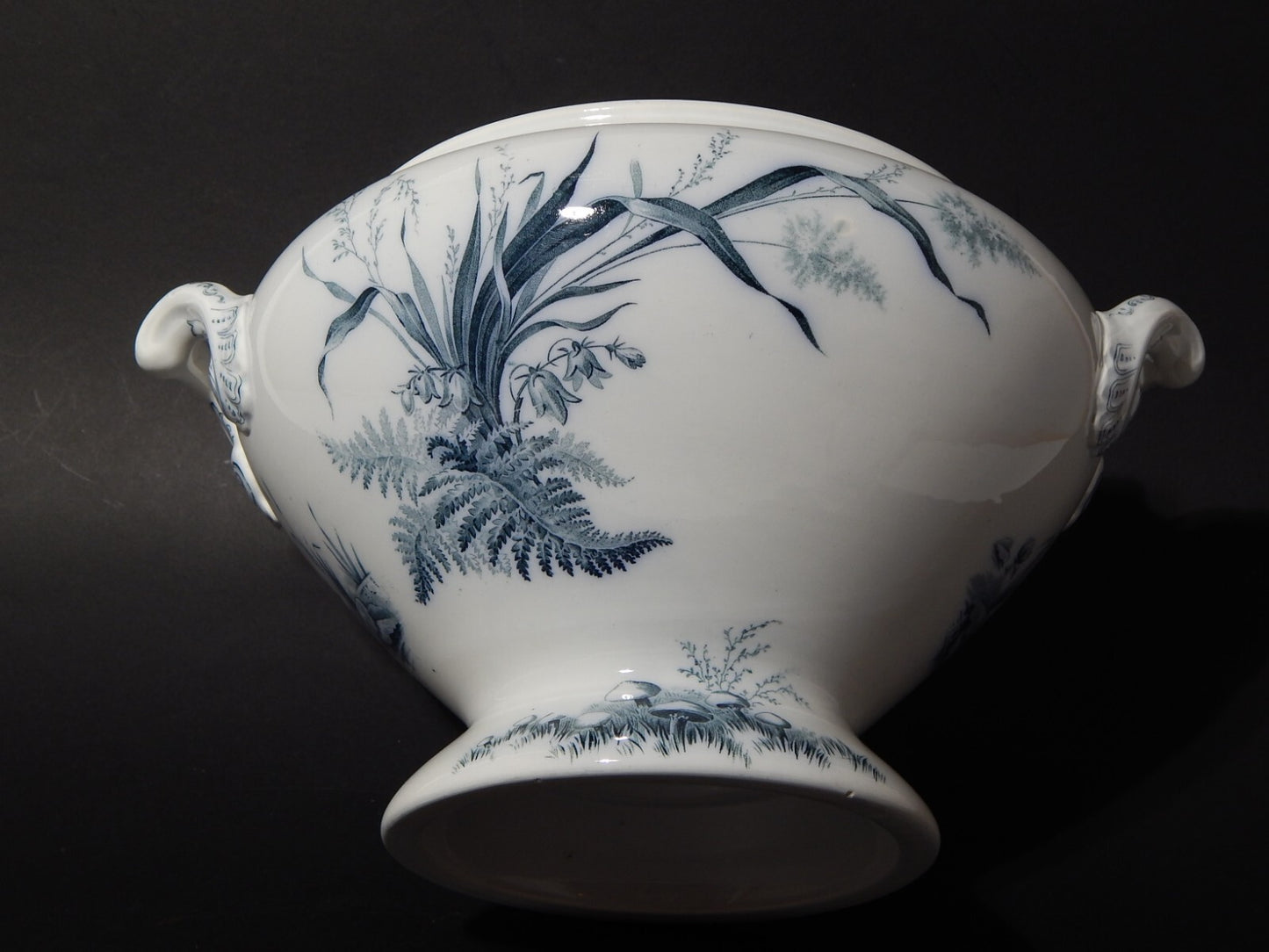 ANTICA ZUPPIERA CENTROTAVOLA PORCELLANA VILLEROY&BOCH ALASKA WALLERFANGEN