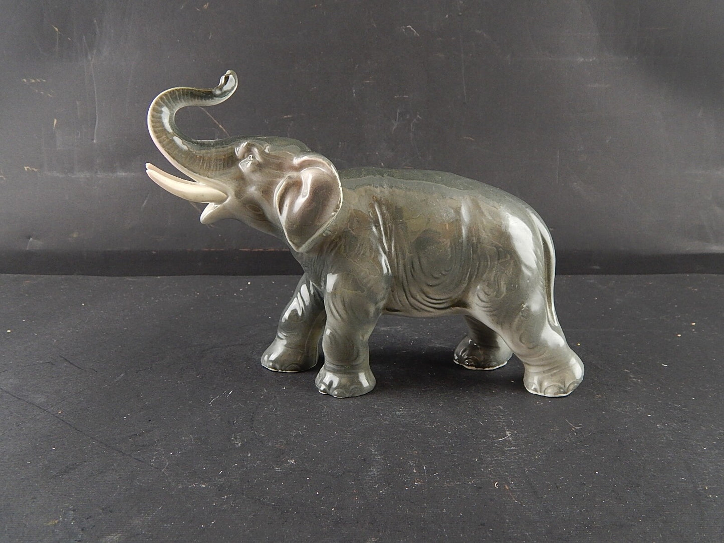 ANTICA ORIGINALE STATUINA ELEFANTE PORCELLANA TEDESCA PRIMO 900