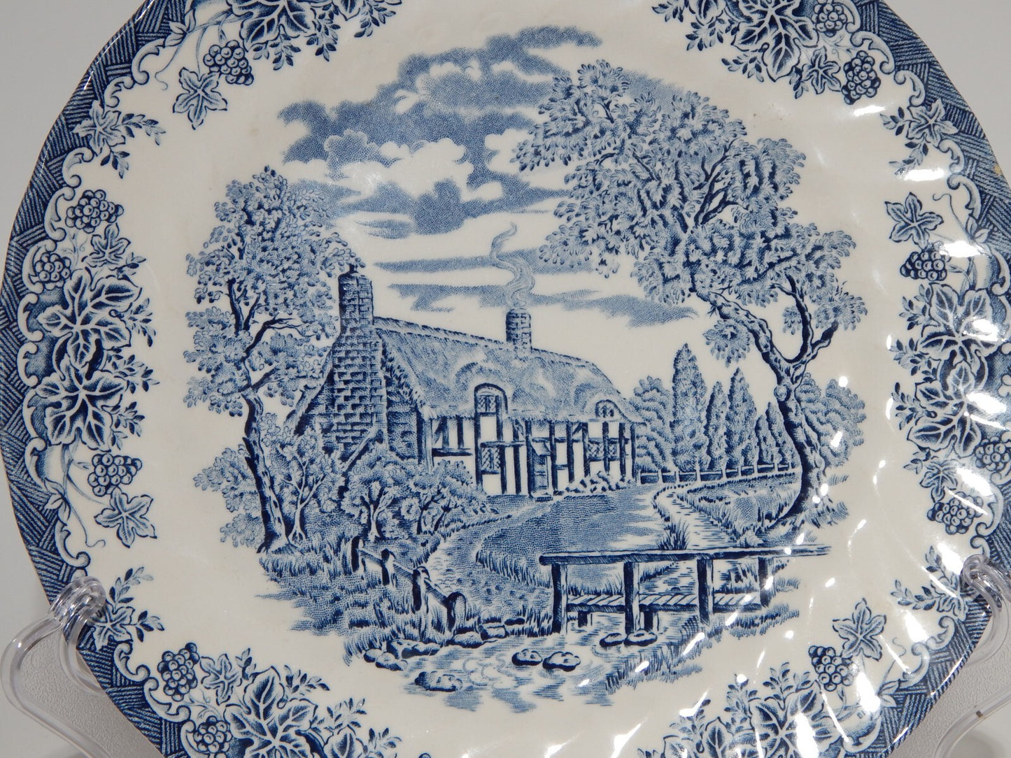 VINTAGE PIATTO PORCELLANA INGLESE CHURCHILL STAFFORDSHIRE ENGLISH COTTAGE