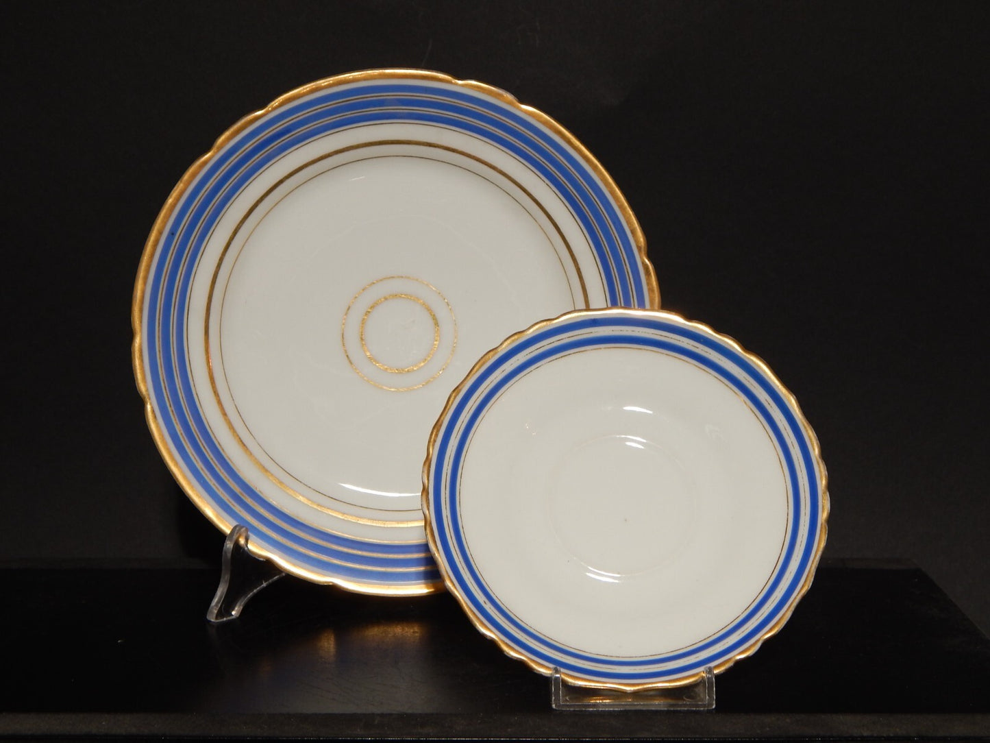 ANTICO TRIO TAZZA TE' 2 PIATTI IMPERO PORCELLANA PARIGI DECORO BLU ORO PRIMO 800