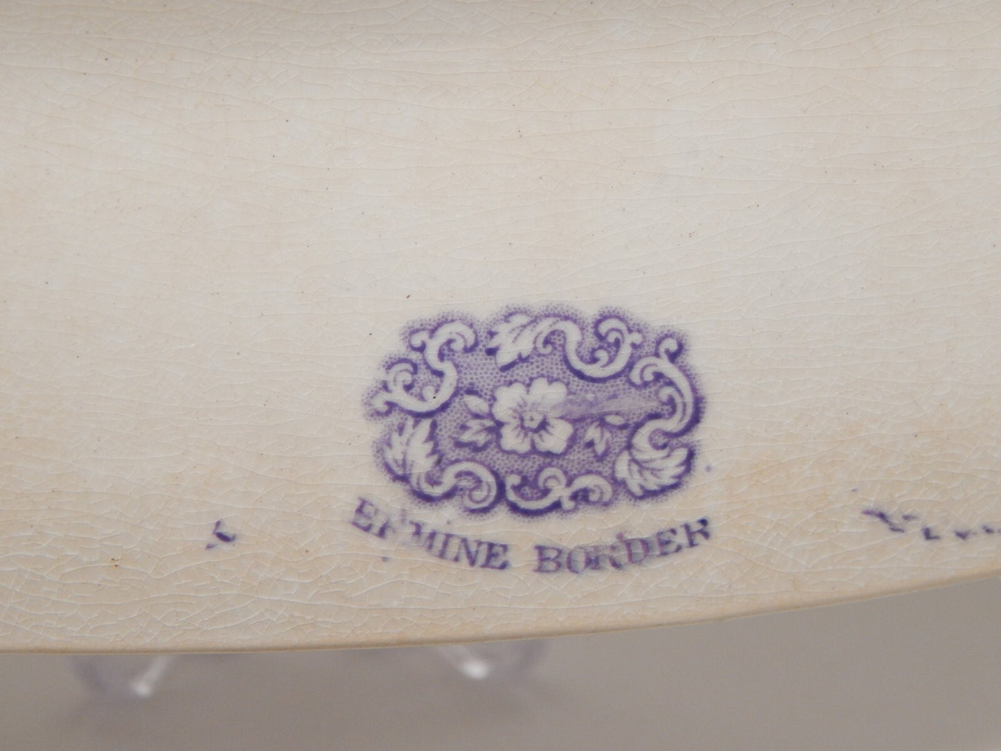 ANTICO VASSOIO CERAMICA STAFFORDSHIRE PRIMAVESI 1860 ERMINE BORDER VIOLA #