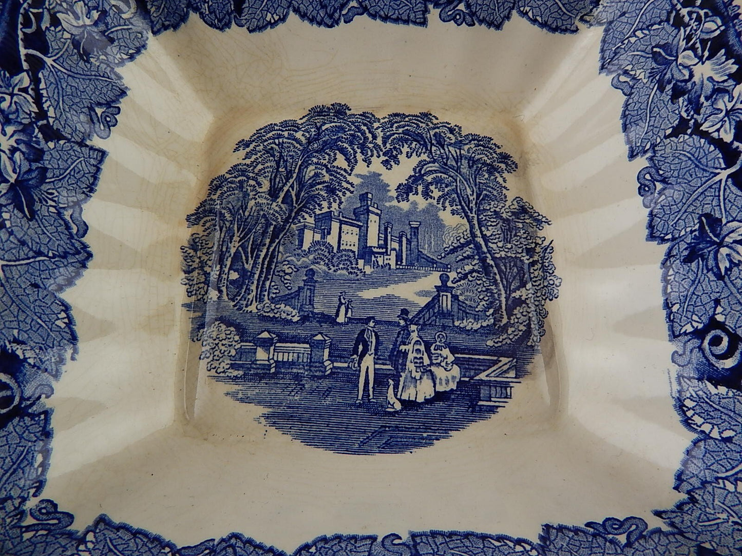 ANTICA CIOTOLA CENTROTAVOLA CERAMICA INGLESE MASON’S DECORO VISTA BIANCO BLU