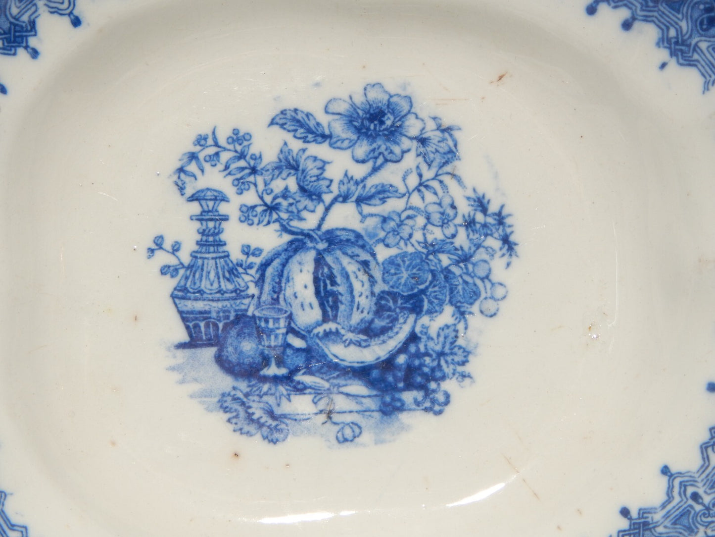 ANTICA MARESCIALLA VASSOIO CERAMICA RICHARD MILANO SECONDA META' 800 BIANCO BLU