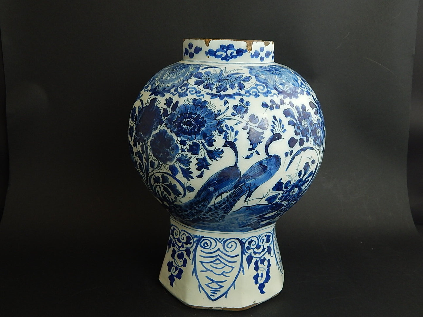 ANTICO PREZIOSO GRANDE VASO OTTAGONALE CERAMICA DELFT FINE XVII SECOLO I PAVONI