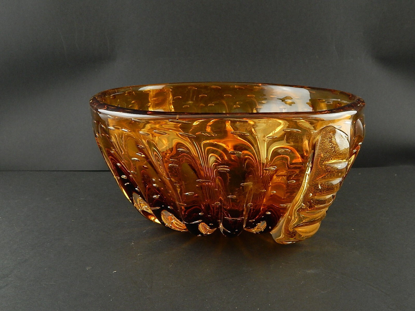 PREZIOSO RARO ART DECO CENTROTAVOLA VASCA VETRO SOFFIATO FIRMATO TOSO MURANO