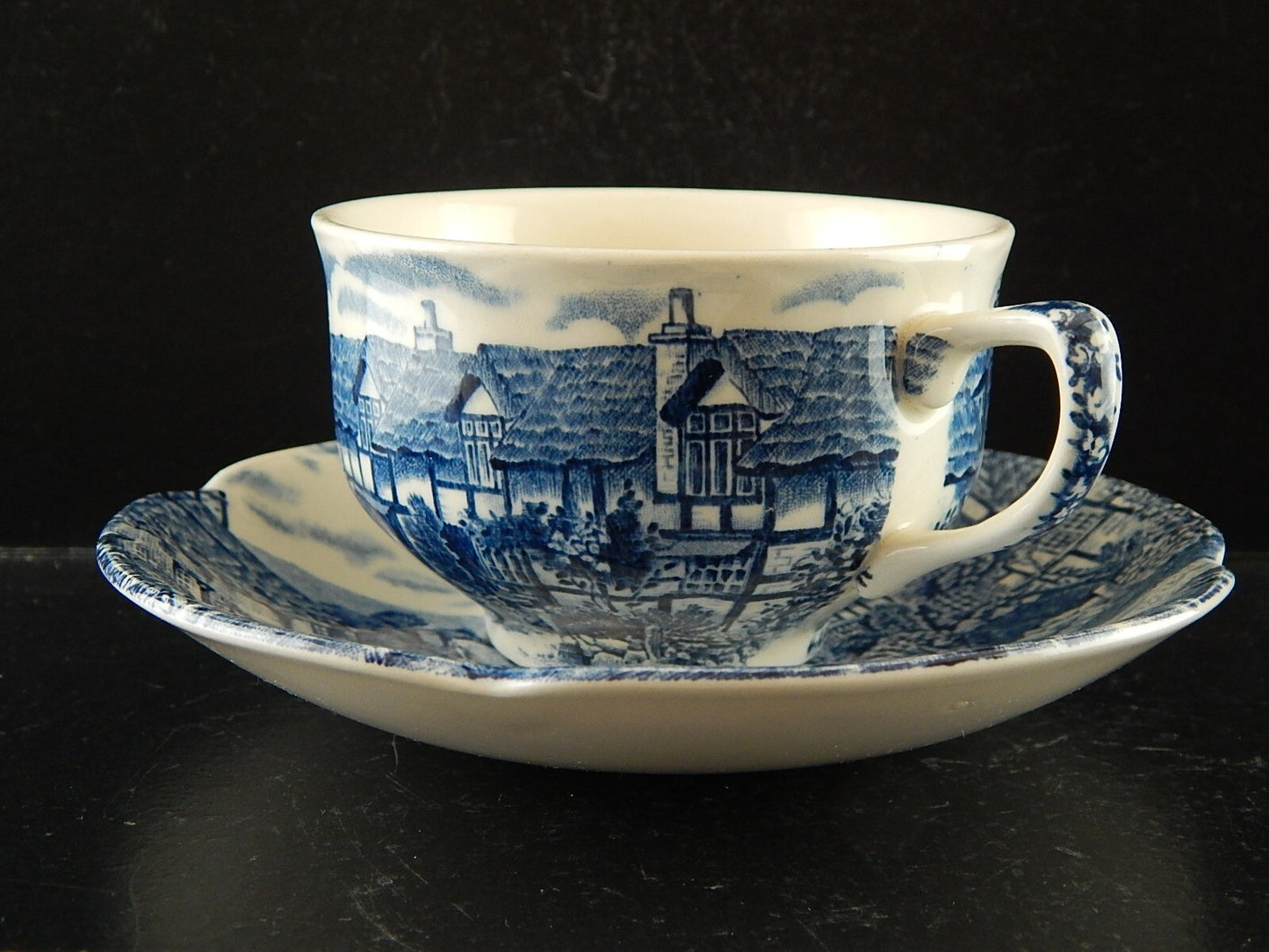 ANTICA TAZZA TE' SEMI PORCELLANA JOHNSON BROS OLDE ENGLISH COUNTRYSIDE