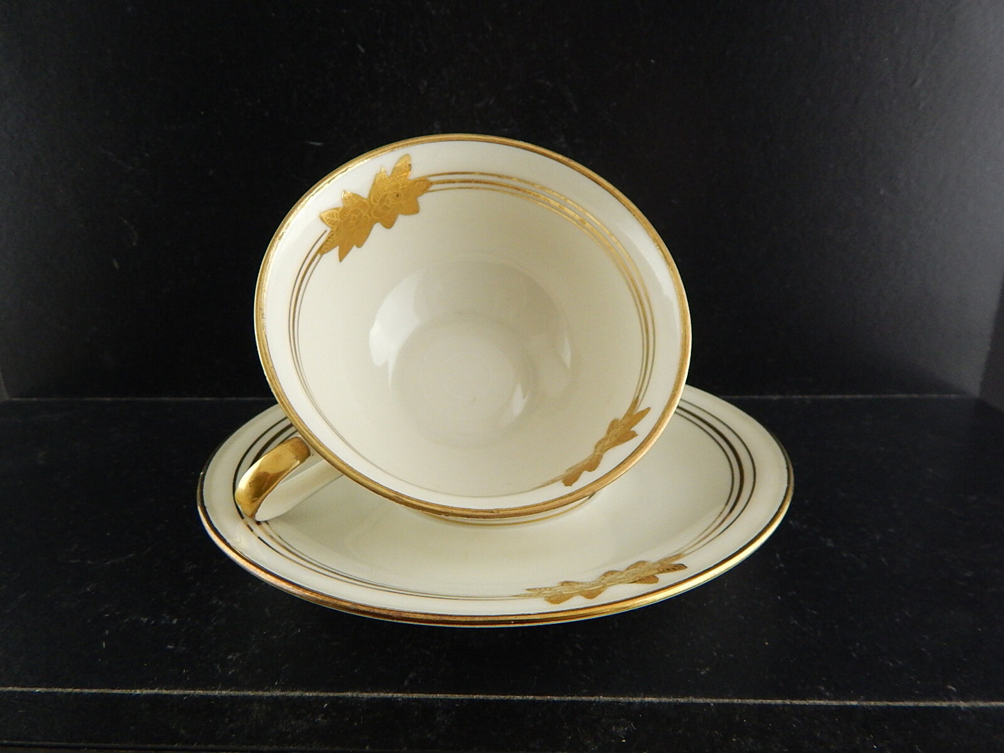 ANTICA TAZZA DA TÈ ART DECO PORCELLANA AVORIO ROSE ORO BAVARIA OSCAR SCHALLER