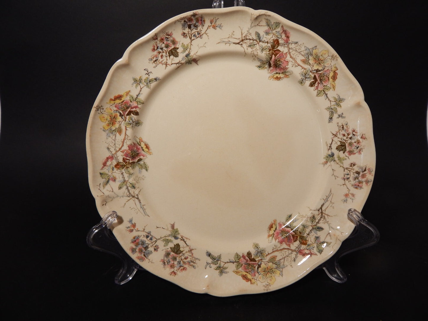 ANTICO RARO PIATTO CERAMICA VILLEROY&BOCH METTLACH DI FINE 1800 CM 23