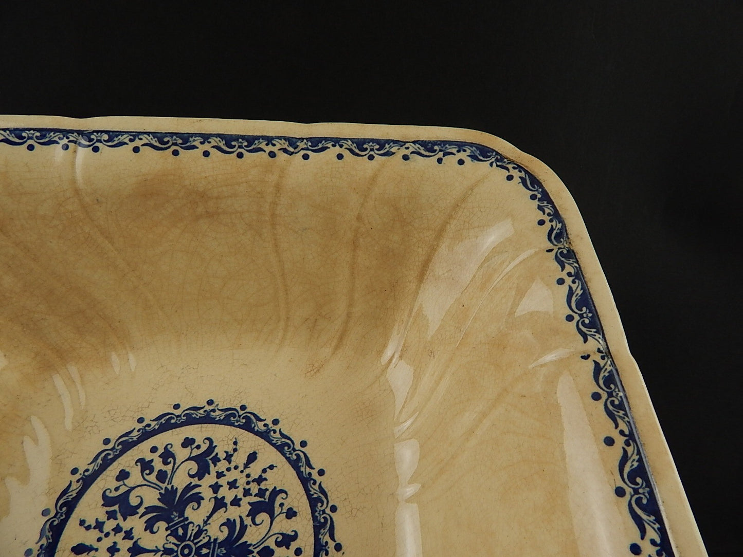 ANTICO 1875 CENTROTAVOLA CERAMICA PORCELLANA OPACA GIEN DECORO BLU ALLA ROUEN