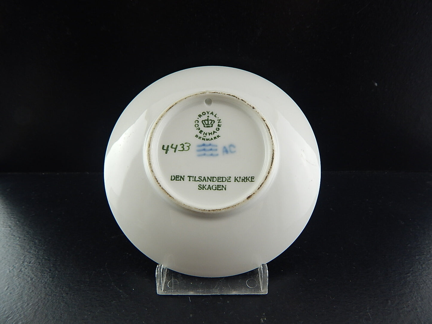 ROYAL COPENHAGEN PIATTINO DECORATIVO PORCELLANA CHIESA SOMMERSA SKAGEN