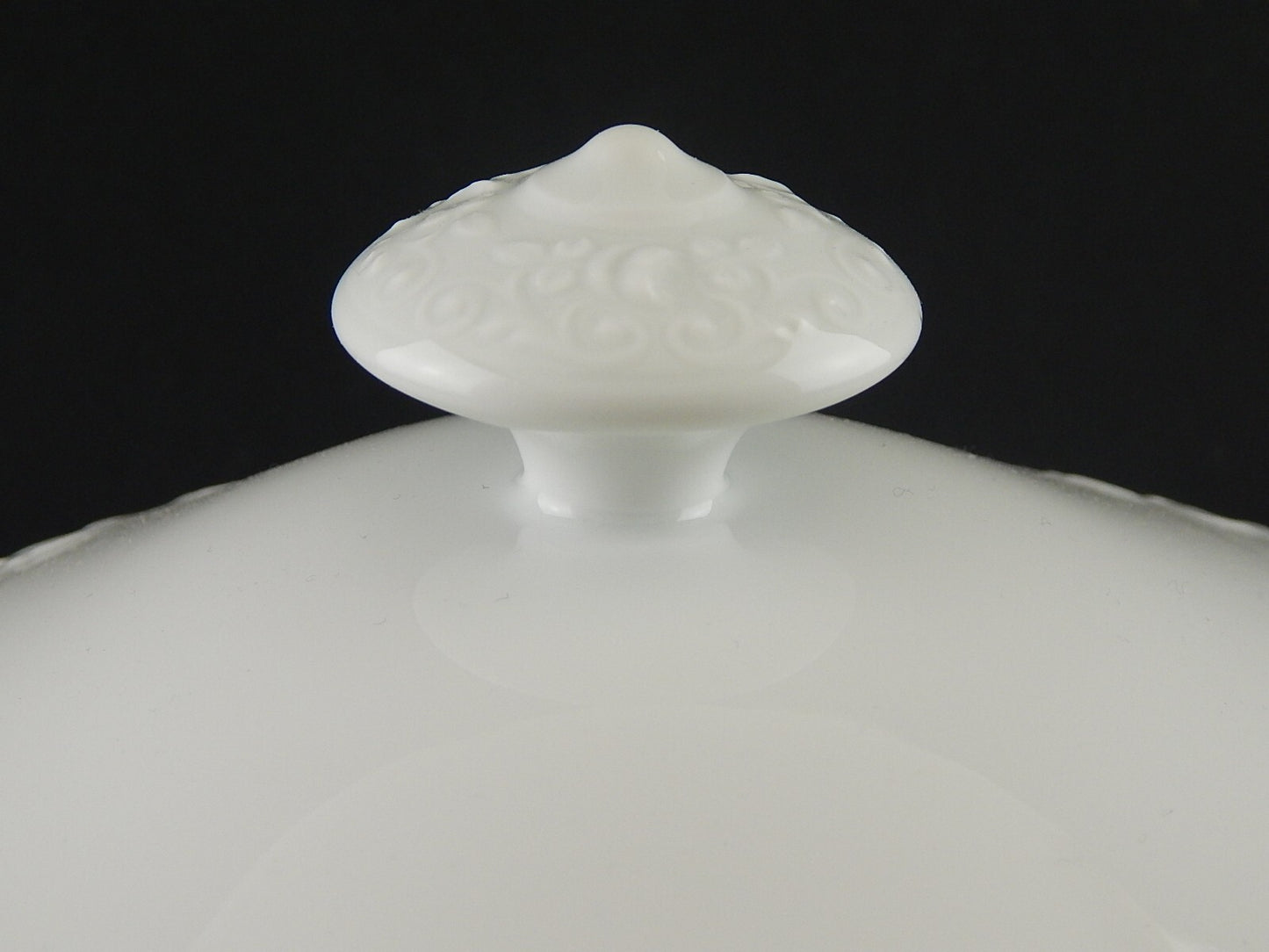 ZUPPIERA CENTROTAVOLA LIMOGES RAYNAUD PORCELLANA BIANCA MODELLO WASHINGTON