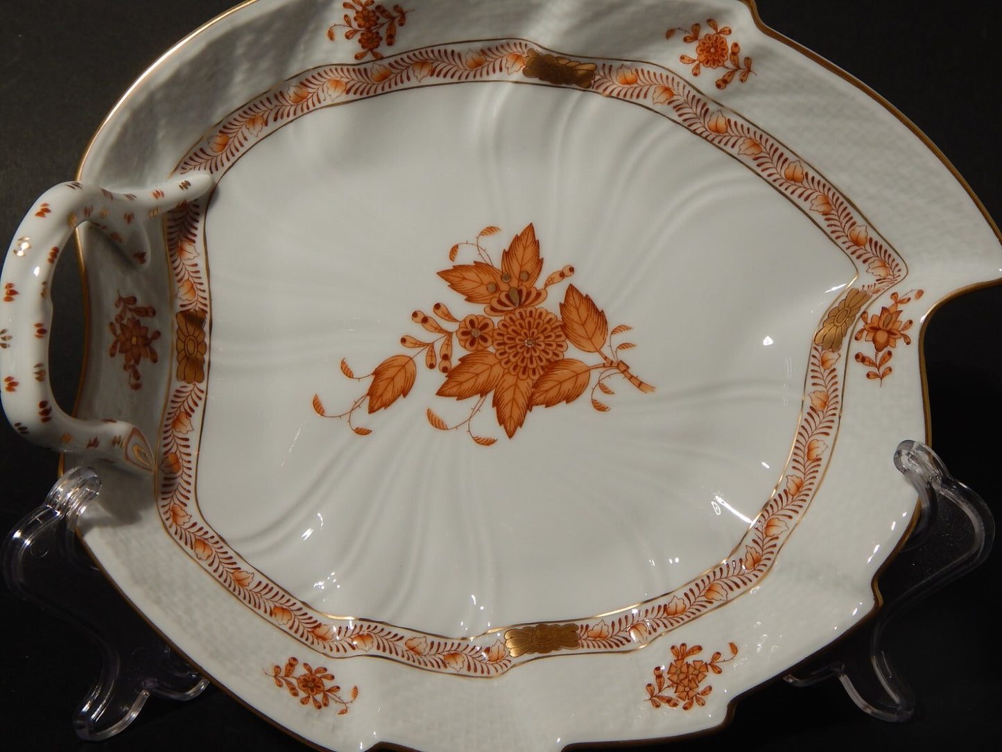 PREZIOSA PORCELLANA HEREND PIATTO A FOGLIA APPONYI CHINESE BOUQUET RUGGINE